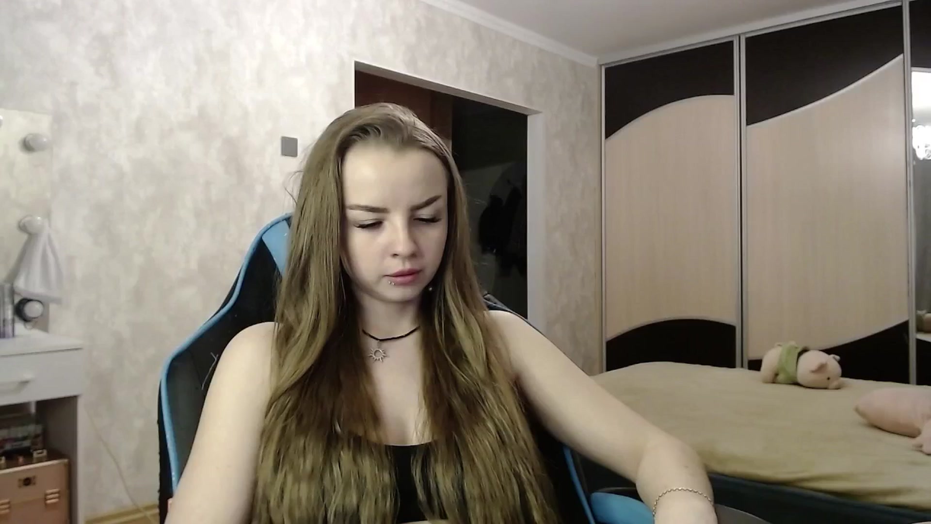 Gallery image thumbnail from Lio_noy's myfreecams stream on, 05/26/2025, 23:18 image 1 of 20