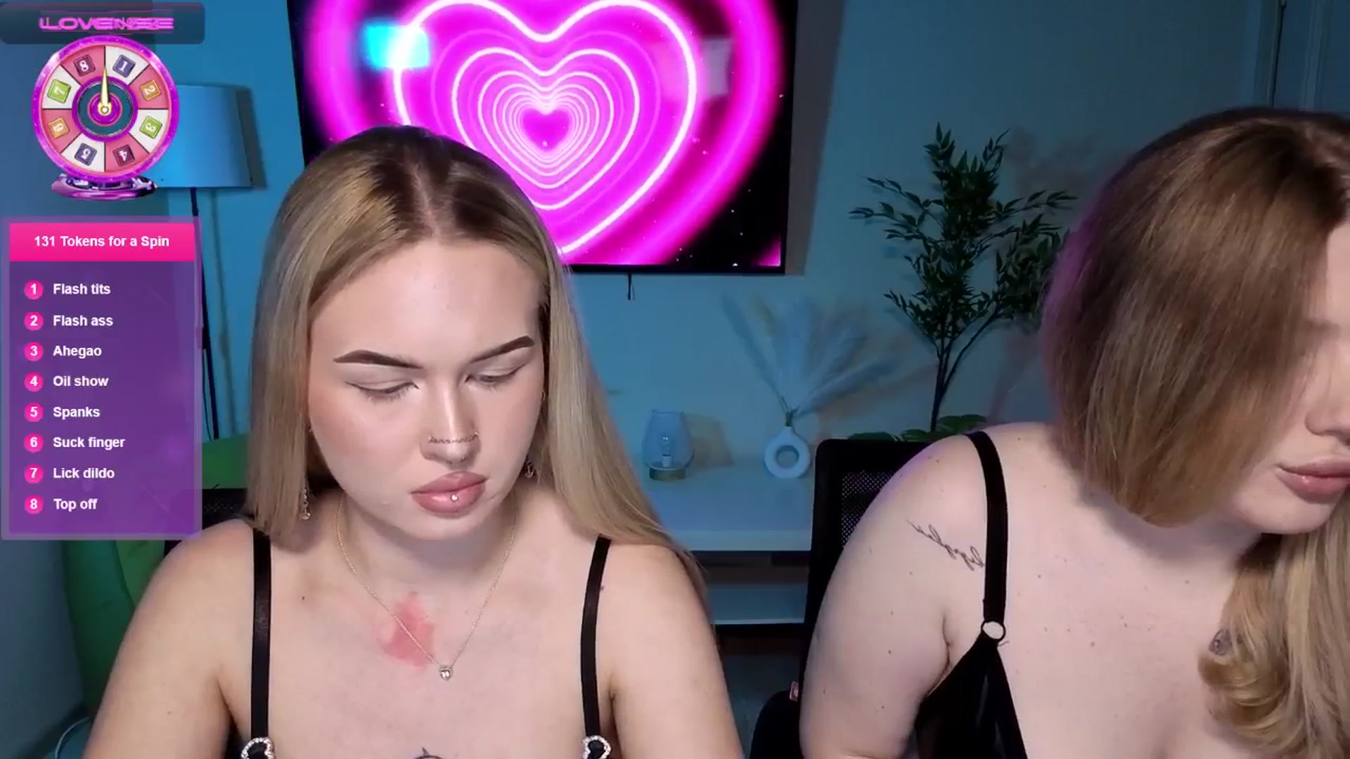 Gallery image thumbnail from Liora's myfreecams stream on, 04/10/2026, 12:34 image 12 of 20