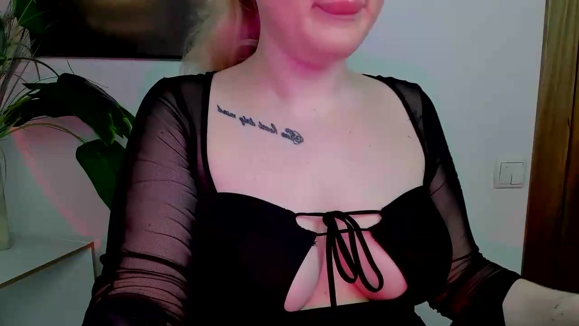 Gallery image thumbnail from LioraBliss's myfreecams stream on, 06/28/2026, 11:23 image 19 of 20