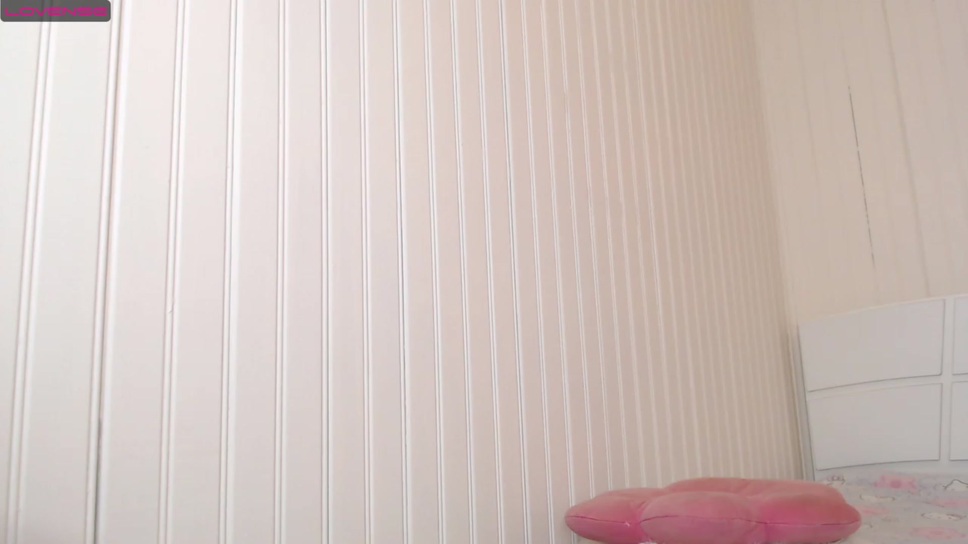 Gallery image thumbnail from LisElla's myfreecams stream on, 07/06/2023, 05:03 image 9 of 20