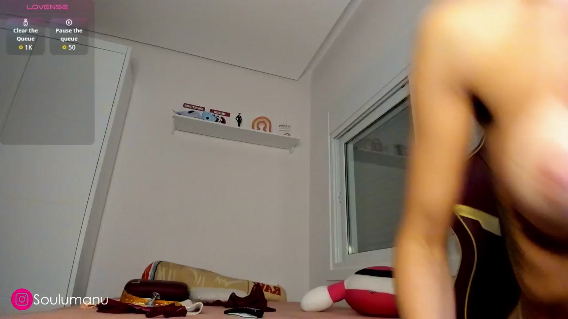 Gallery image thumbnail from LisElla's myfreecams stream on, 04/12/2026, 24:01 image 3 of 20