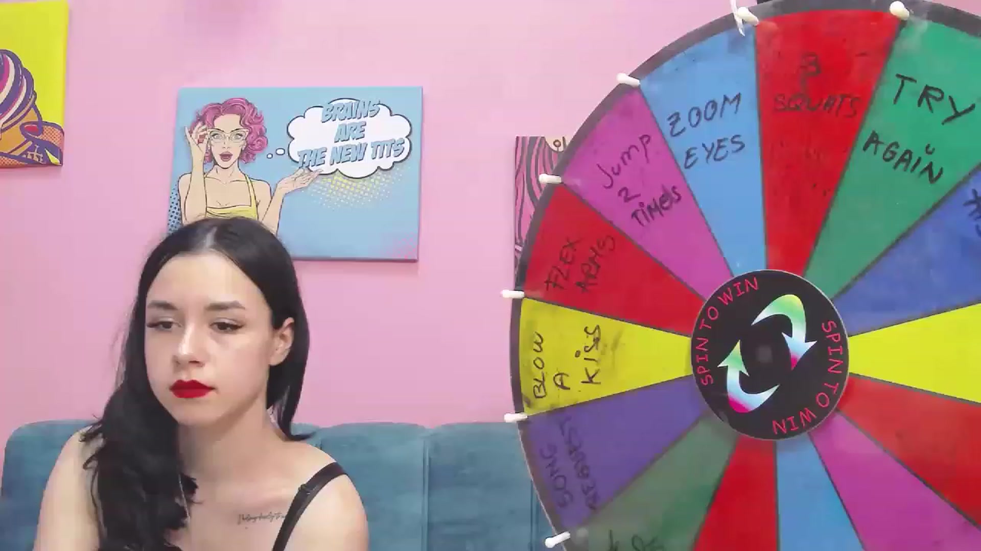 Gallery image thumbnail from LisaDance's myfreecams stream on, 05/24/2023, 16:12 image 13 of 20