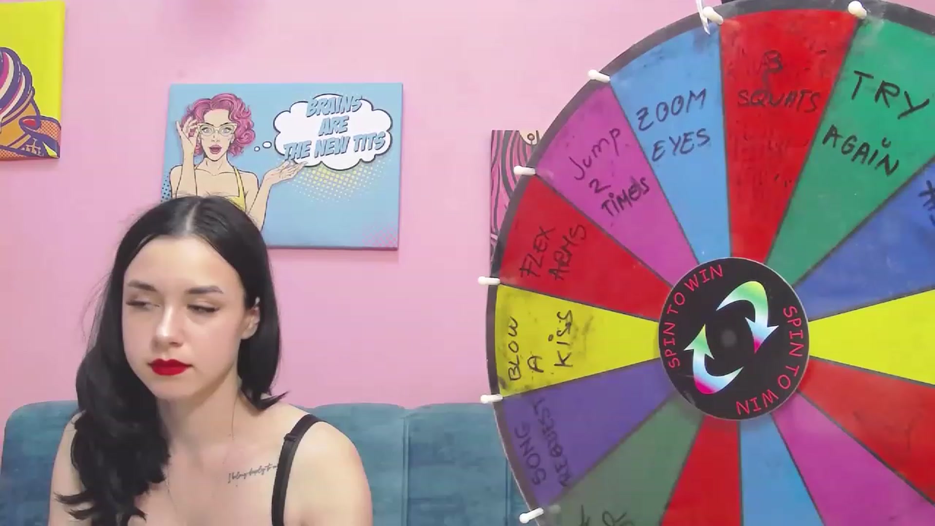 Gallery image thumbnail from LisaDance's myfreecams stream on, 05/24/2023, 16:12 image 10 of 20