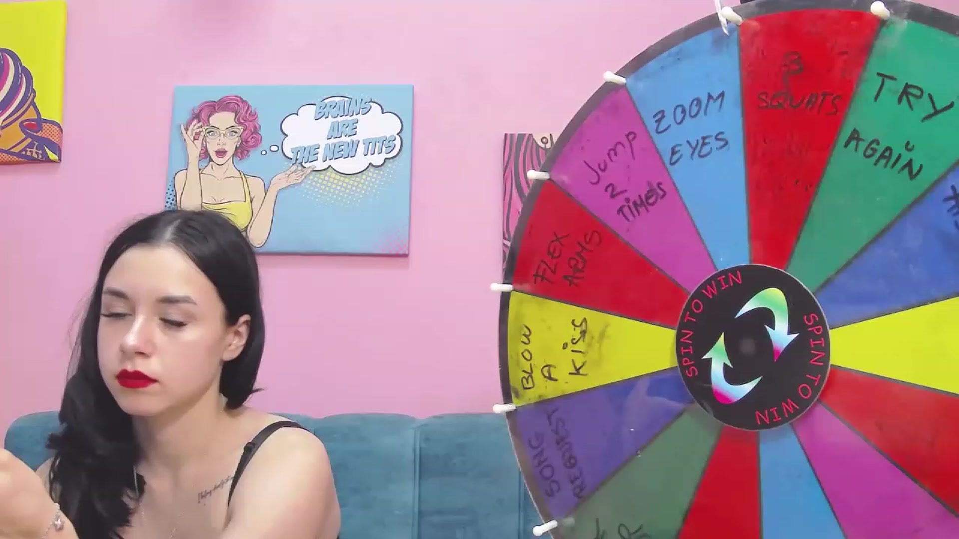 Gallery image thumbnail from LisaDance's myfreecams stream on, 05/24/2023, 16:12 image 15 of 20