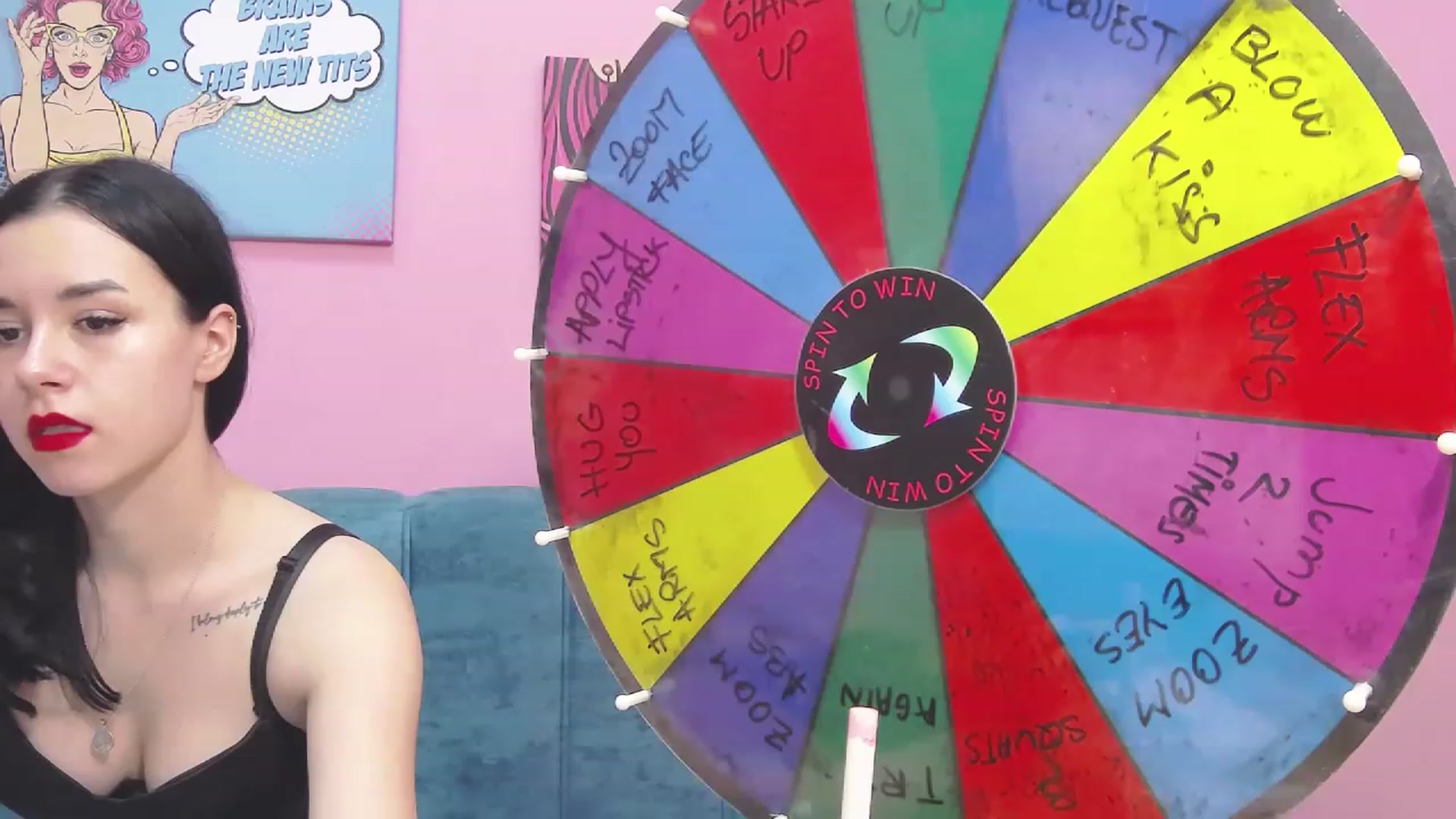 Gallery image thumbnail from LisaDance's myfreecams stream on, 05/24/2023, 16:12 image 4 of 20
