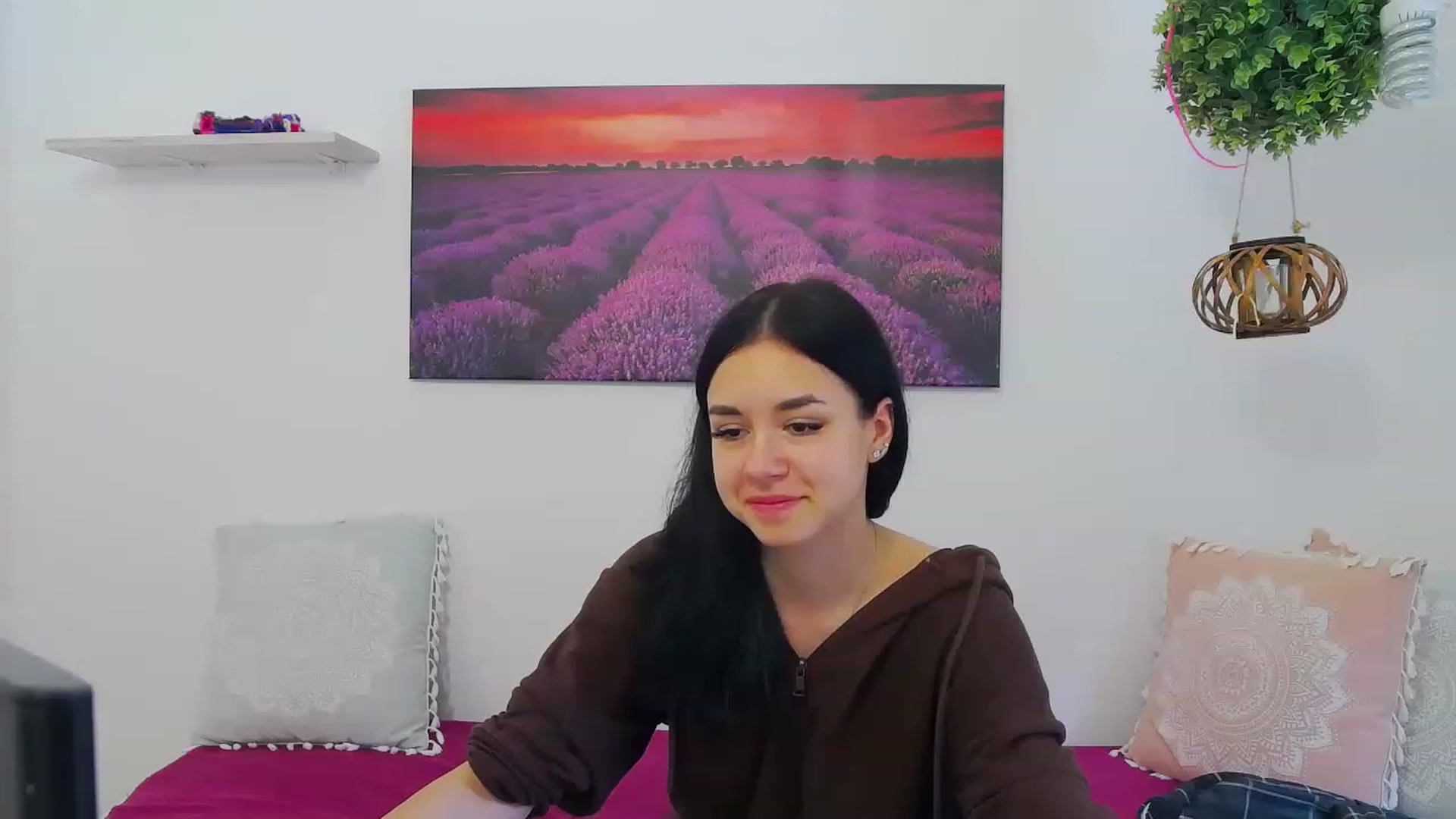 Gallery image thumbnail from LisaDance's myfreecams stream on, 06/01/2023, 13:02 image 10 of 20