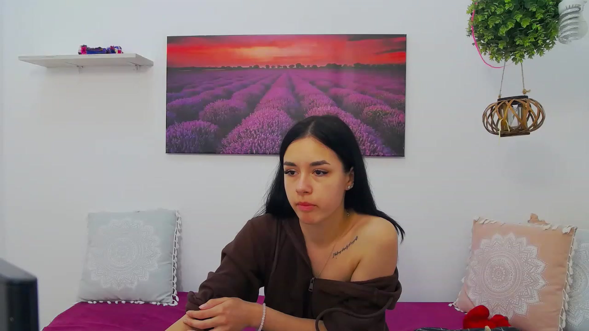 Gallery image thumbnail from LisaDance's myfreecams stream on, 06/01/2023, 14:37 image 17 of 20