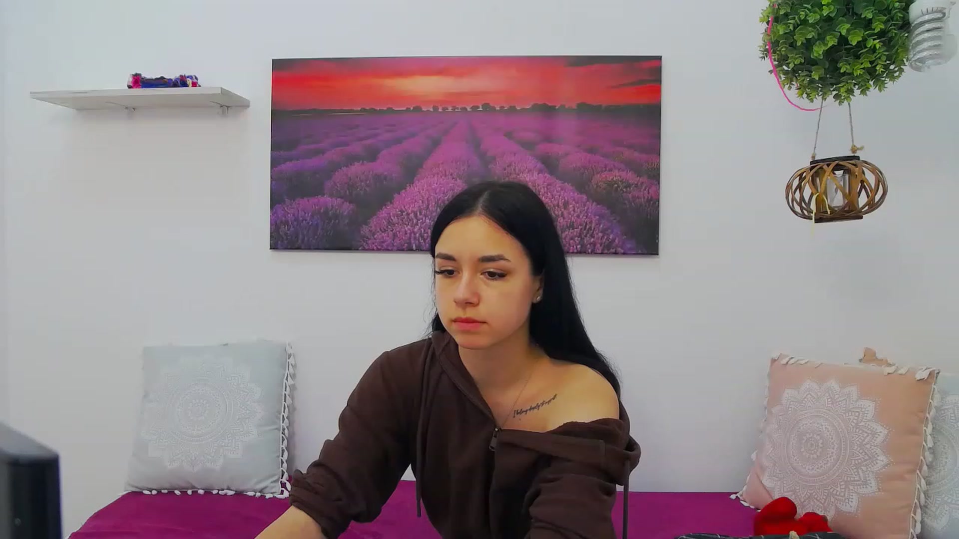 Gallery image thumbnail from LisaDance's myfreecams stream on, 06/01/2023, 14:37 image 16 of 20