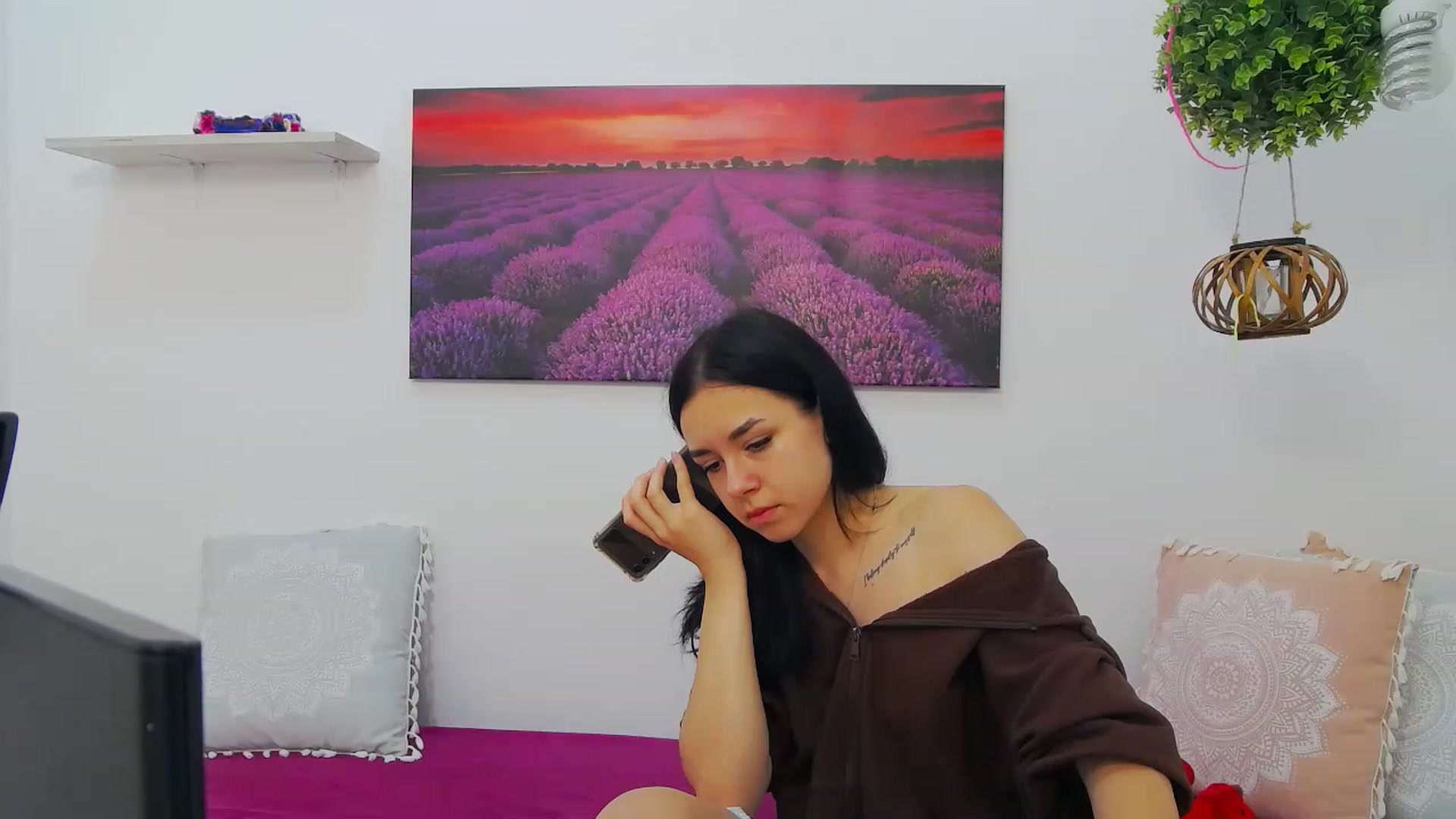 Gallery image thumbnail from LisaDance's myfreecams stream on, 06/01/2023, 17:53 image 18 of 20
