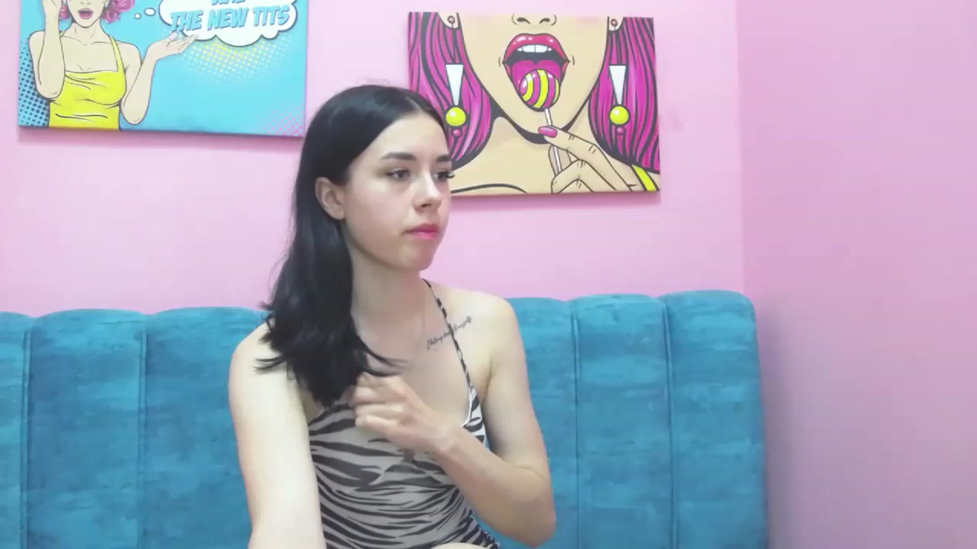 Gallery image thumbnail from LisaDance's myfreecams stream on, 06/03/2023, 12:28 image 14 of 20
