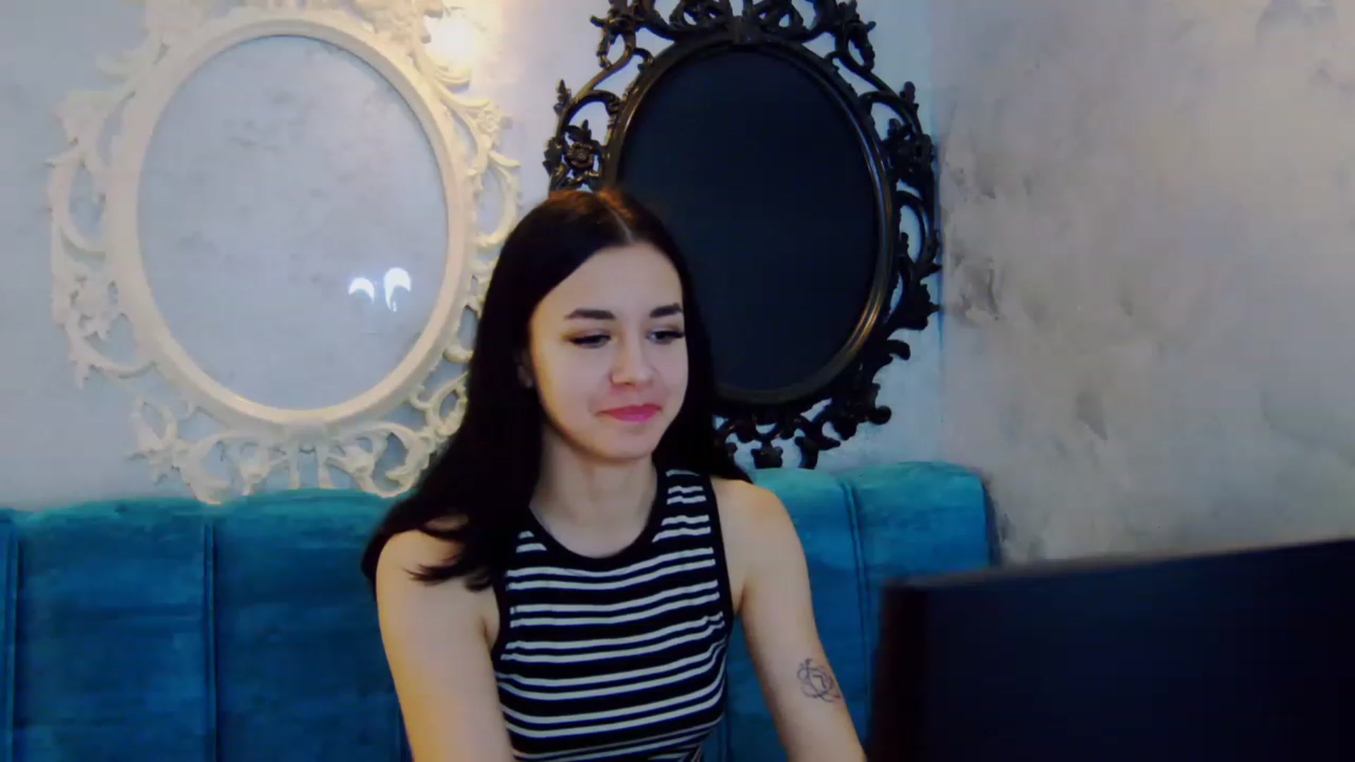 Gallery image thumbnail from LisaDance's myfreecams stream on, 06/10/2023, 14:02 image 18 of 20