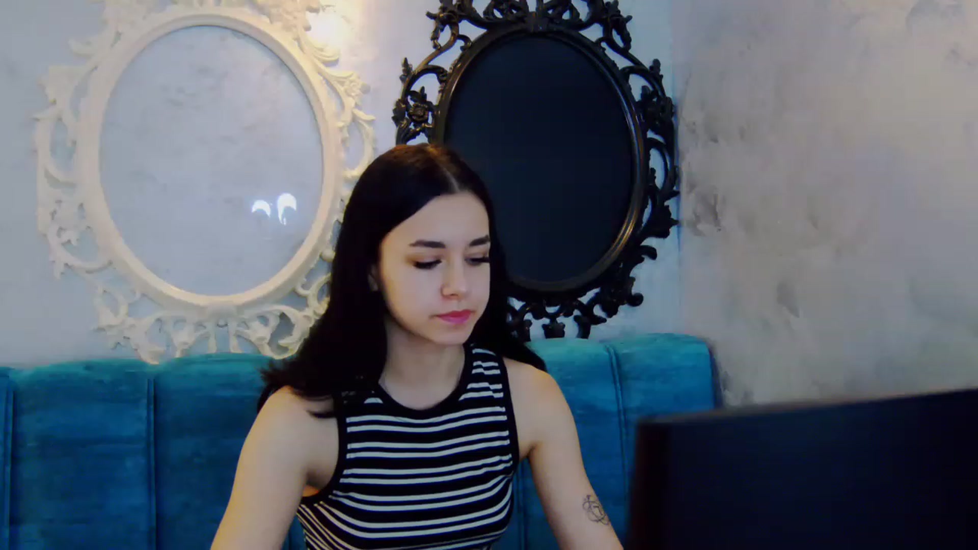 Gallery image thumbnail from LisaDance's myfreecams stream on, 06/10/2023, 14:02 image 19 of 20