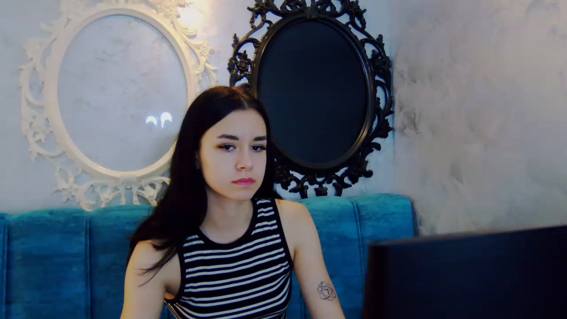 Gallery image thumbnail from LisaDance's myfreecams stream on, 06/10/2023, 14:02 image 17 of 20