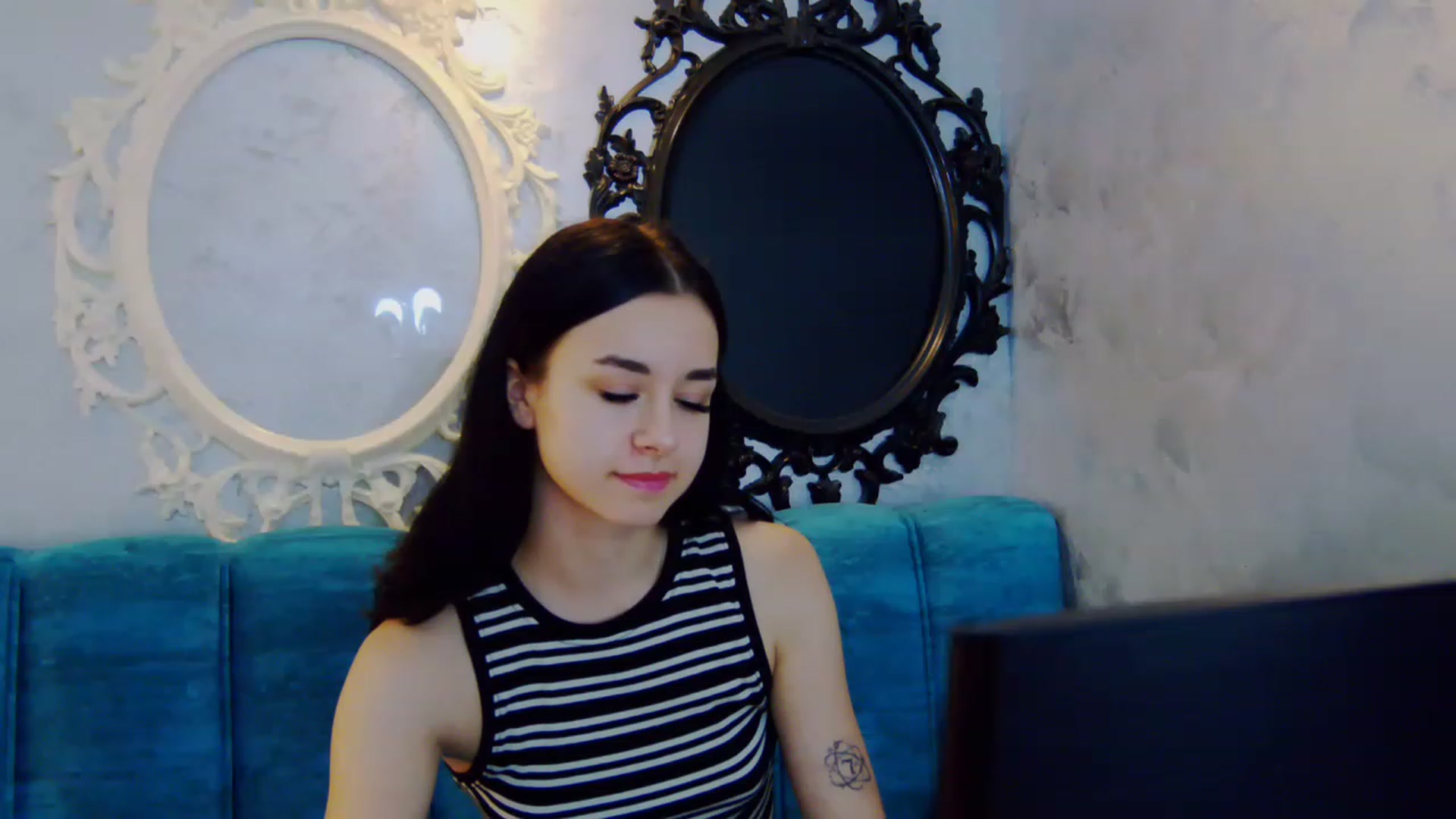 Gallery image thumbnail from LisaDance's myfreecams stream on, 06/10/2023, 14:02 image 2 of 20