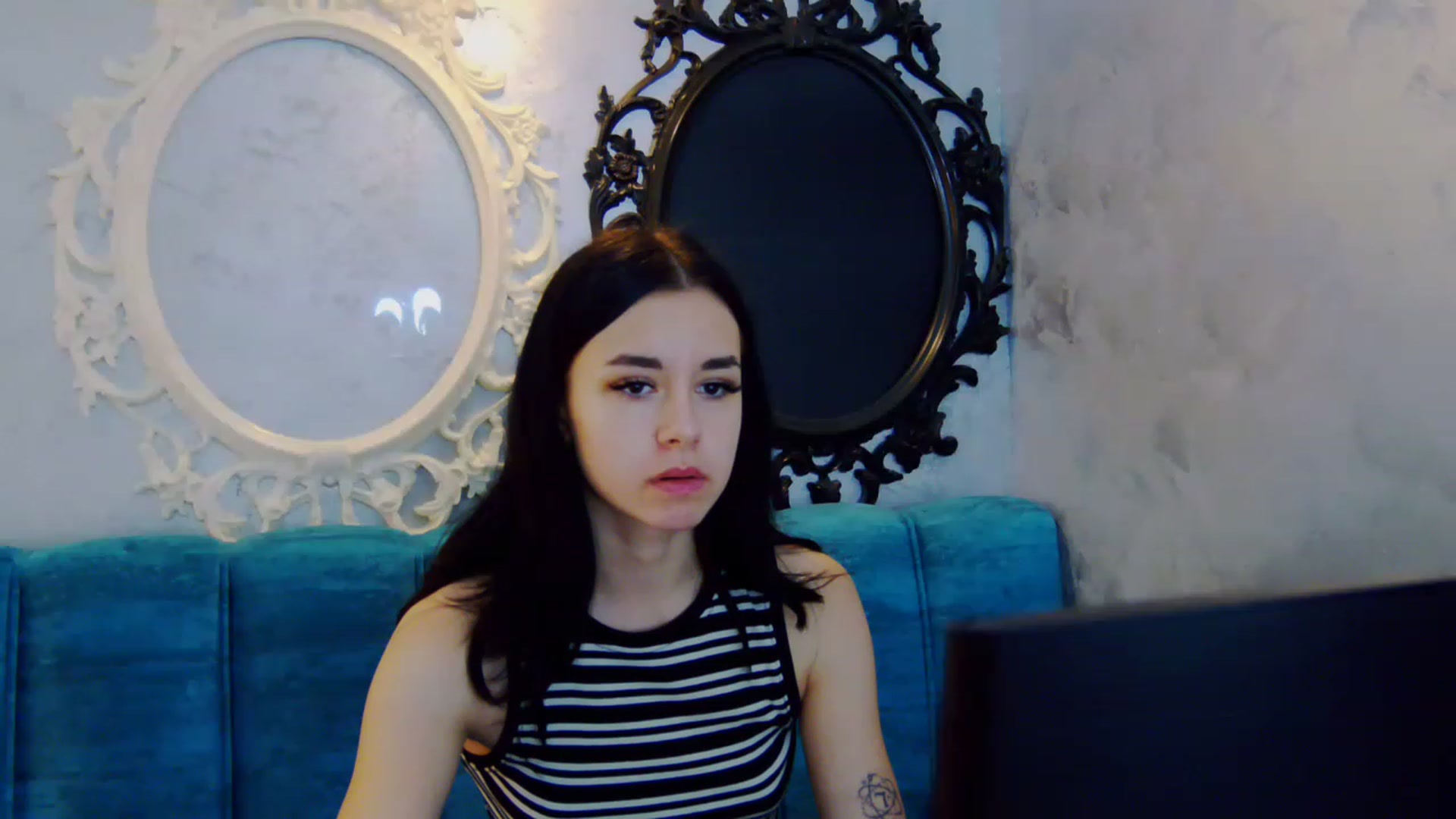 Gallery image thumbnail from LisaDance's myfreecams stream on, 06/10/2023, 16:44 image 3 of 20