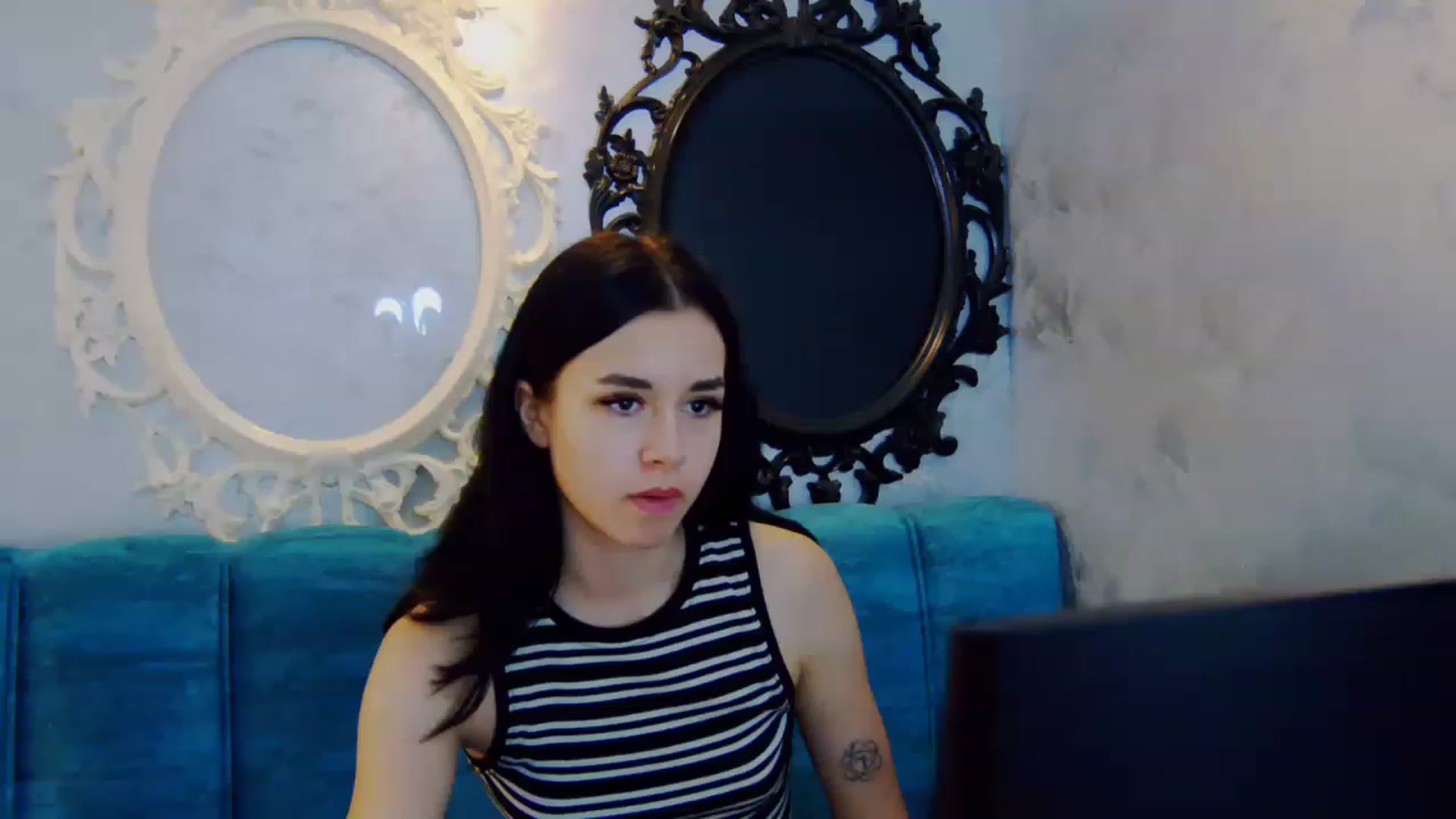 Gallery image thumbnail from LisaDance's myfreecams stream on, 06/10/2023, 16:44 image 1 of 20