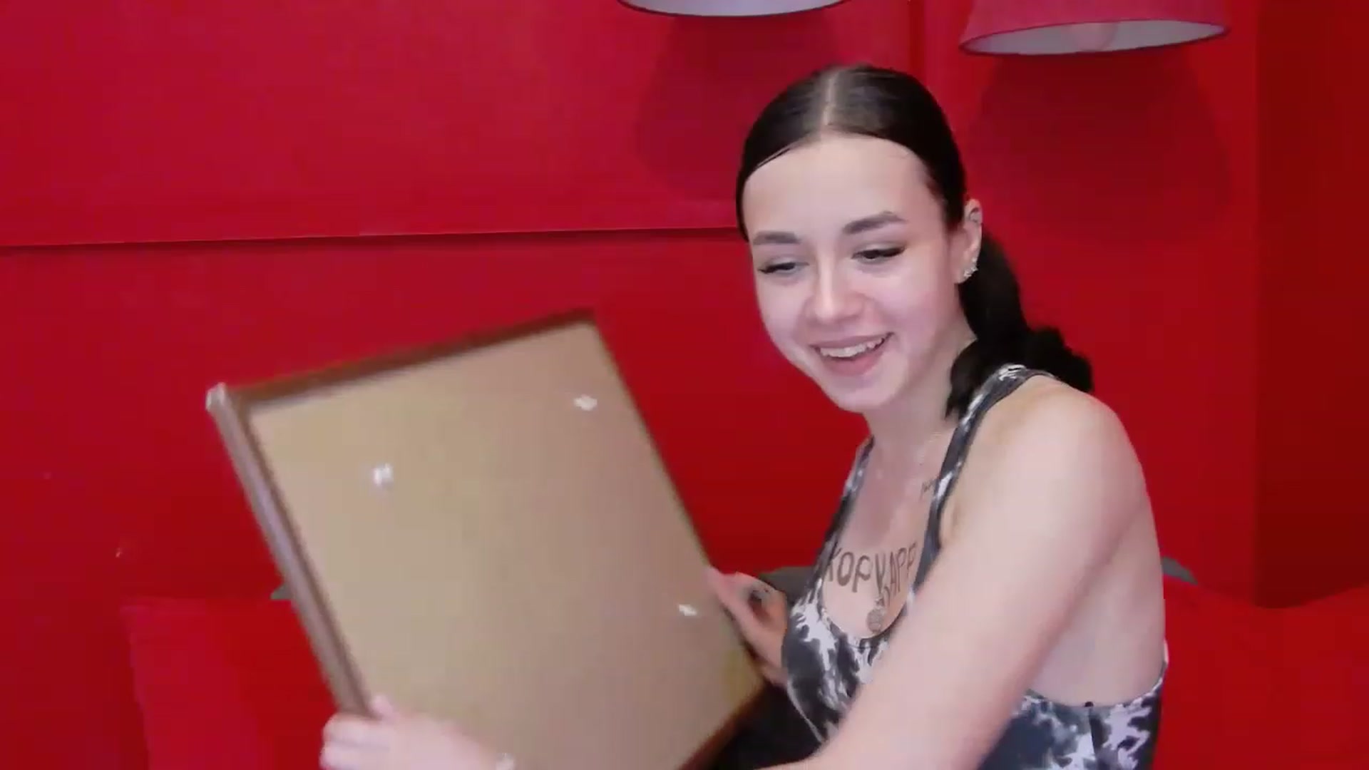 Gallery image thumbnail from LisaDance's myfreecams stream on, 06/14/2023, 15:44 image 15 of 20