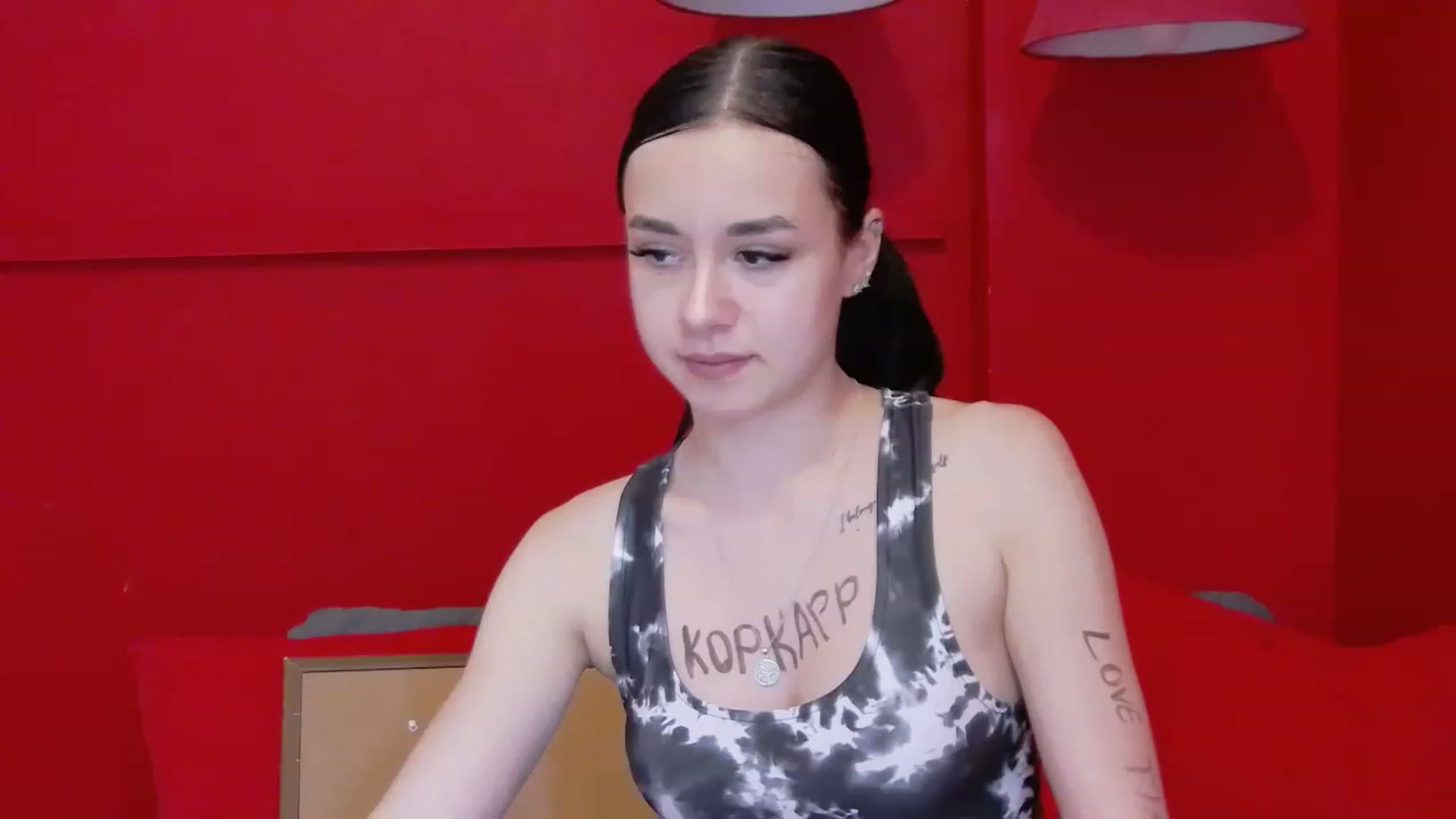 Gallery image thumbnail from LisaDance's myfreecams stream on, 06/14/2023, 16:41 image 4 of 20