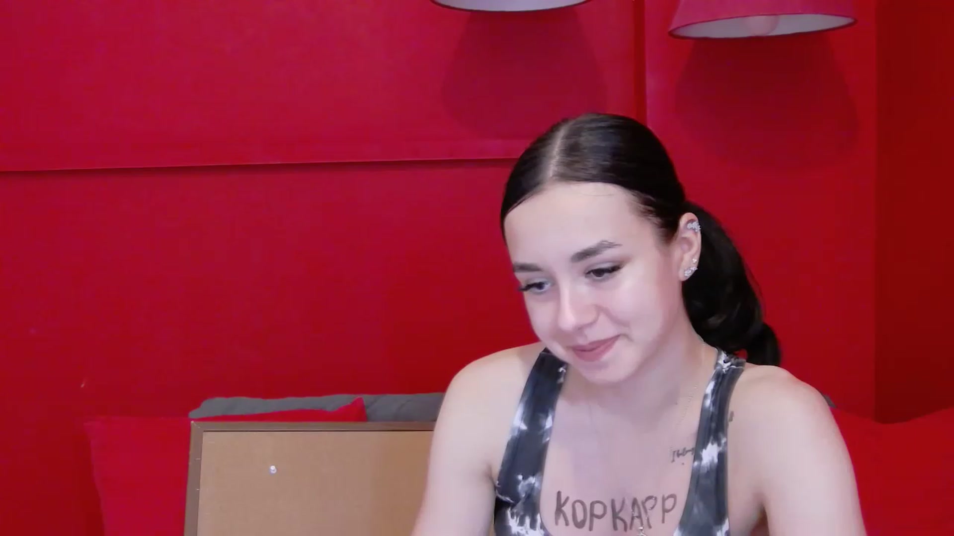 Gallery image thumbnail from LisaDance's myfreecams stream on, 06/14/2023, 16:41 image 3 of 20