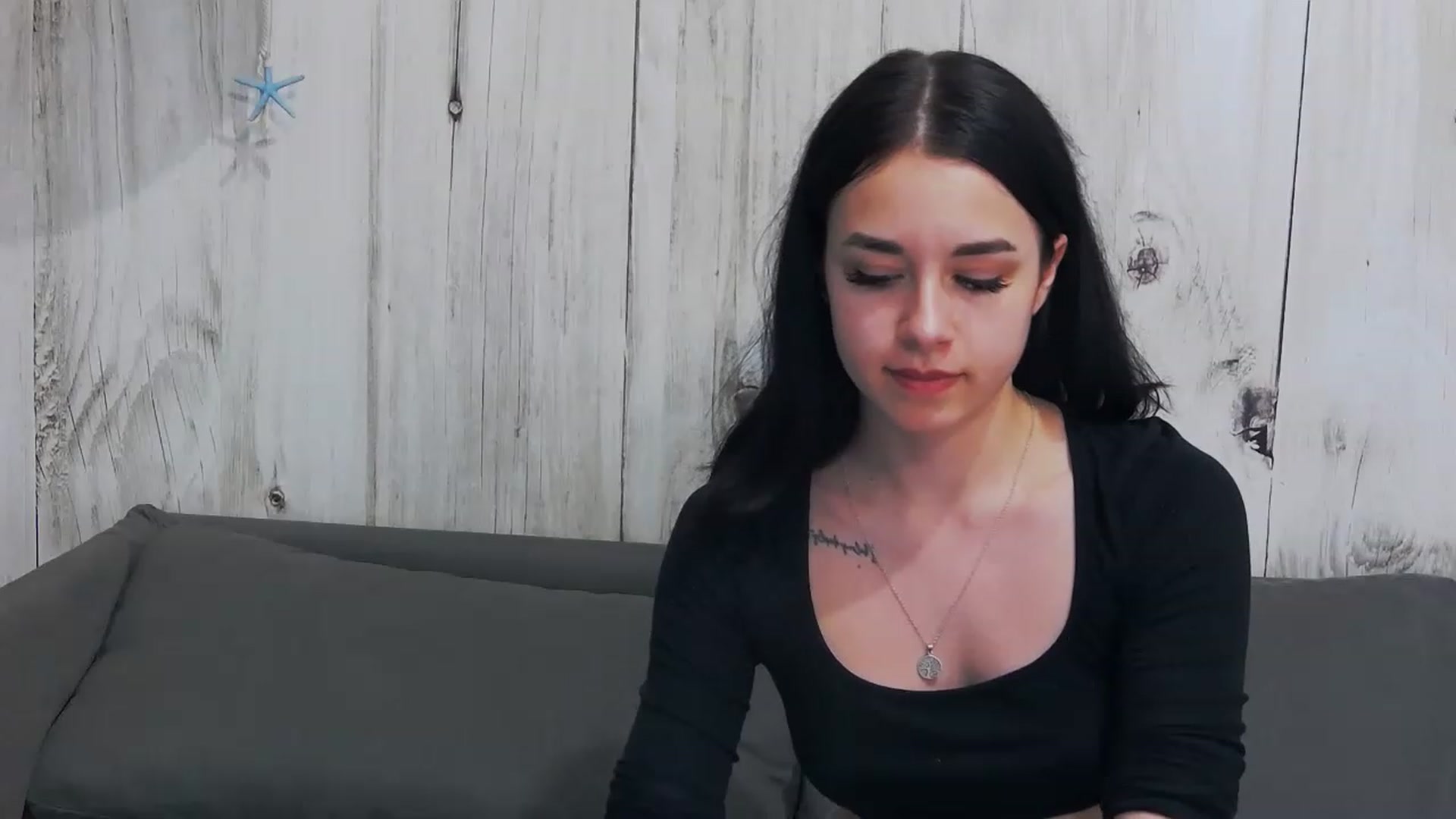 Gallery image thumbnail from LisaDance's myfreecams stream on, 06/16/2023, 20:47 image 2 of 20