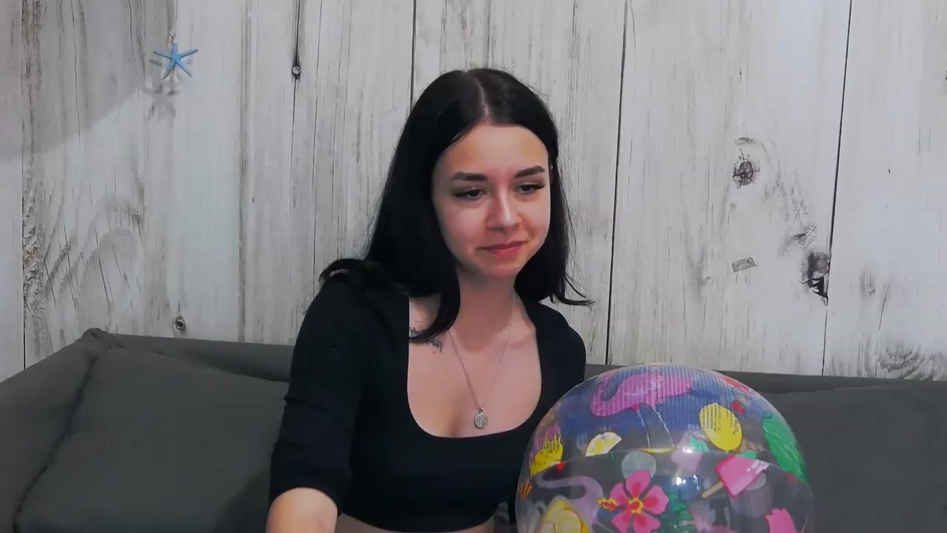 Gallery image thumbnail from LisaDance's myfreecams stream on, 06/16/2023, 20:47 image 13 of 20