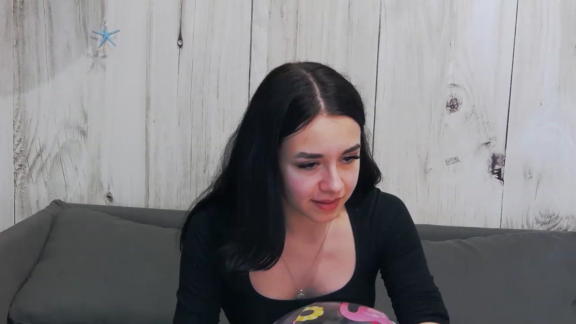 Gallery image thumbnail from LisaDance's myfreecams stream on, 06/16/2023, 20:47 image 5 of 20