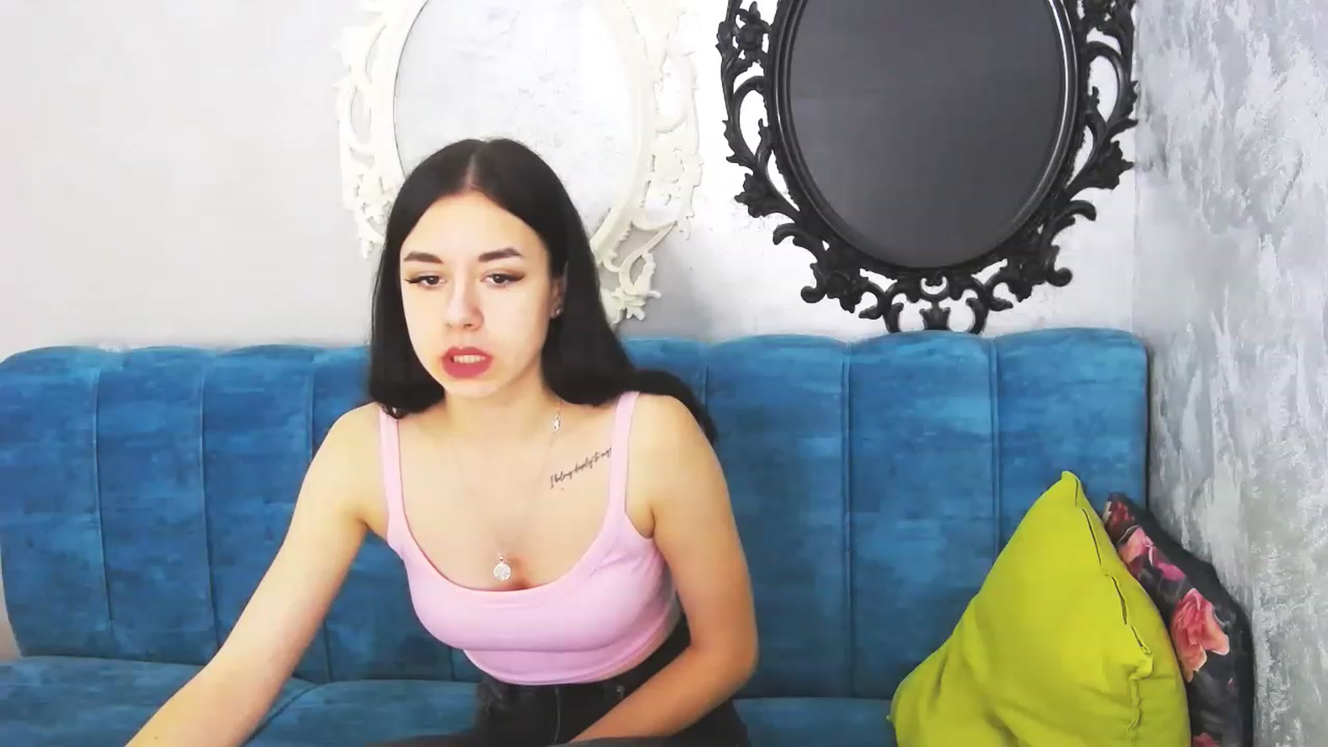 Gallery image thumbnail from LisaDance's myfreecams stream on, 06/20/2023, 13:21 image 18 of 20
