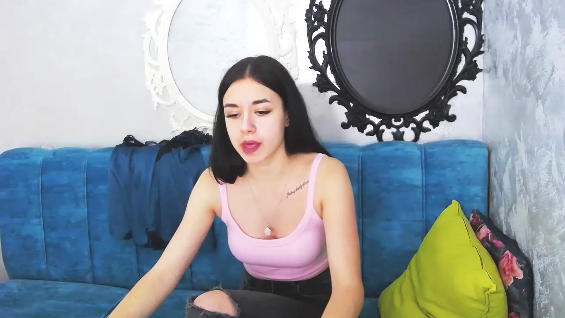 Gallery image thumbnail from LisaDance's myfreecams stream on, 06/20/2023, 15:52 image 12 of 20