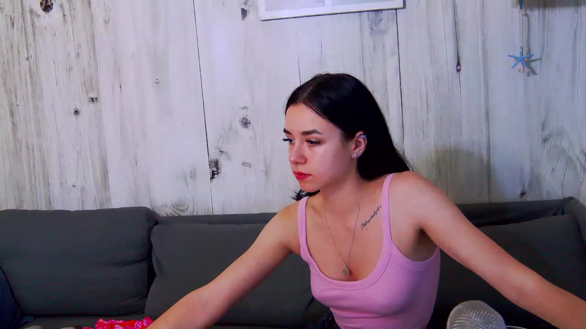 Gallery image thumbnail from LisaDance's myfreecams stream on, 06/22/2023, 18:38 image 11 of 20
