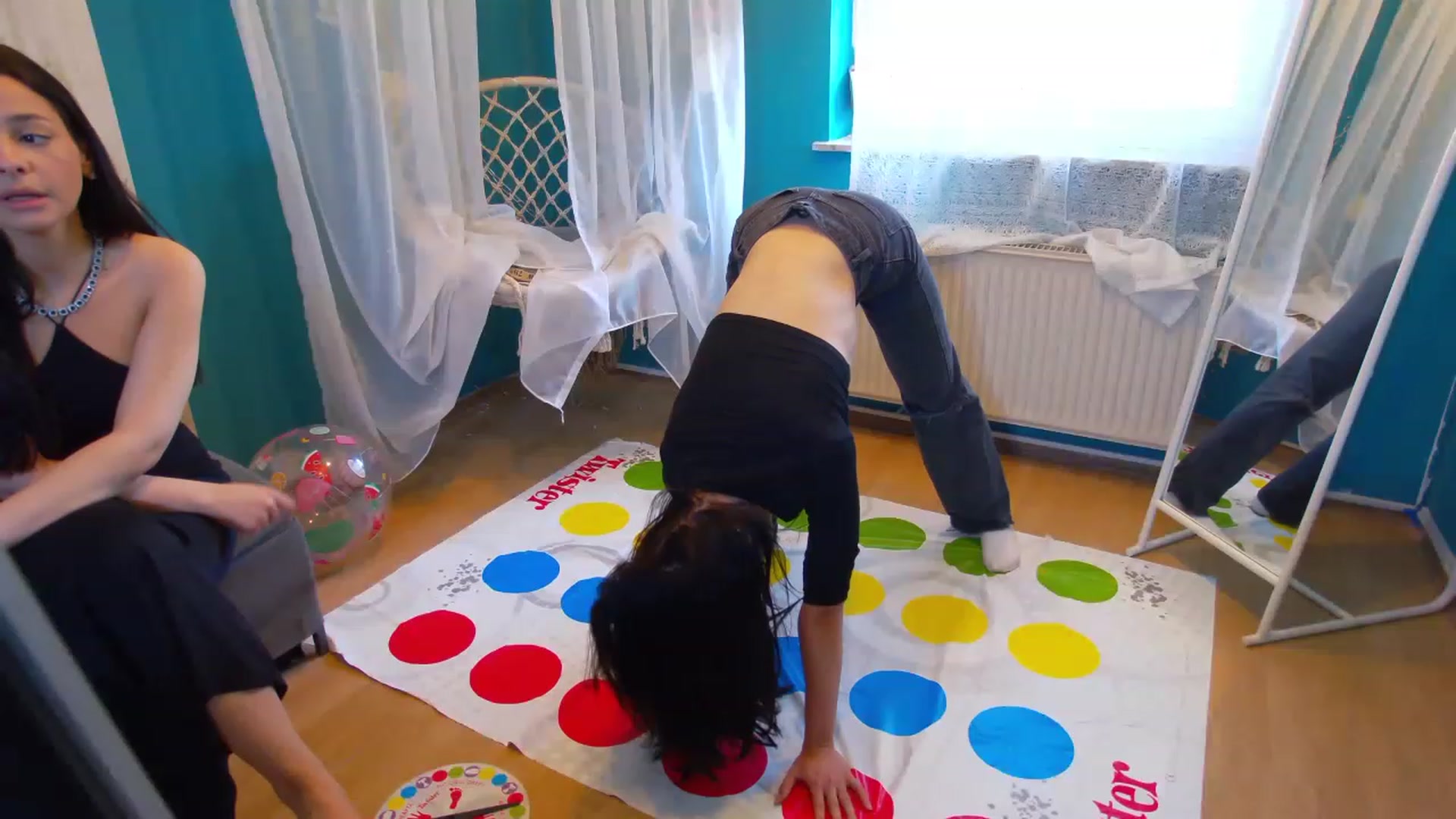 Gallery image thumbnail from LisaDance's myfreecams stream on, 06/29/2023, 13:58 image 6 of 20