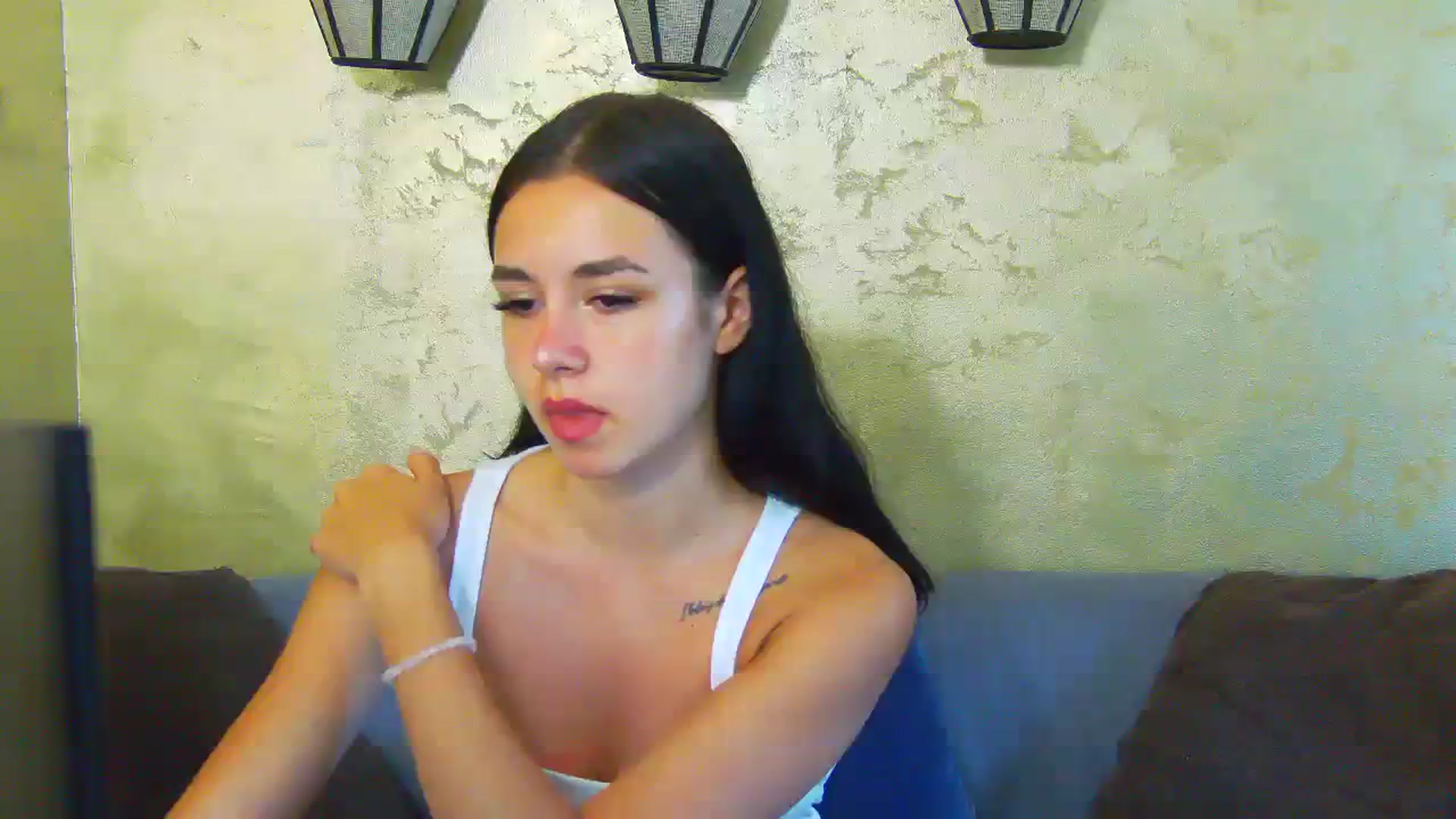 Gallery image thumbnail from LisaDance's myfreecams stream on, 08/03/2023, 12:40 image 1 of 20