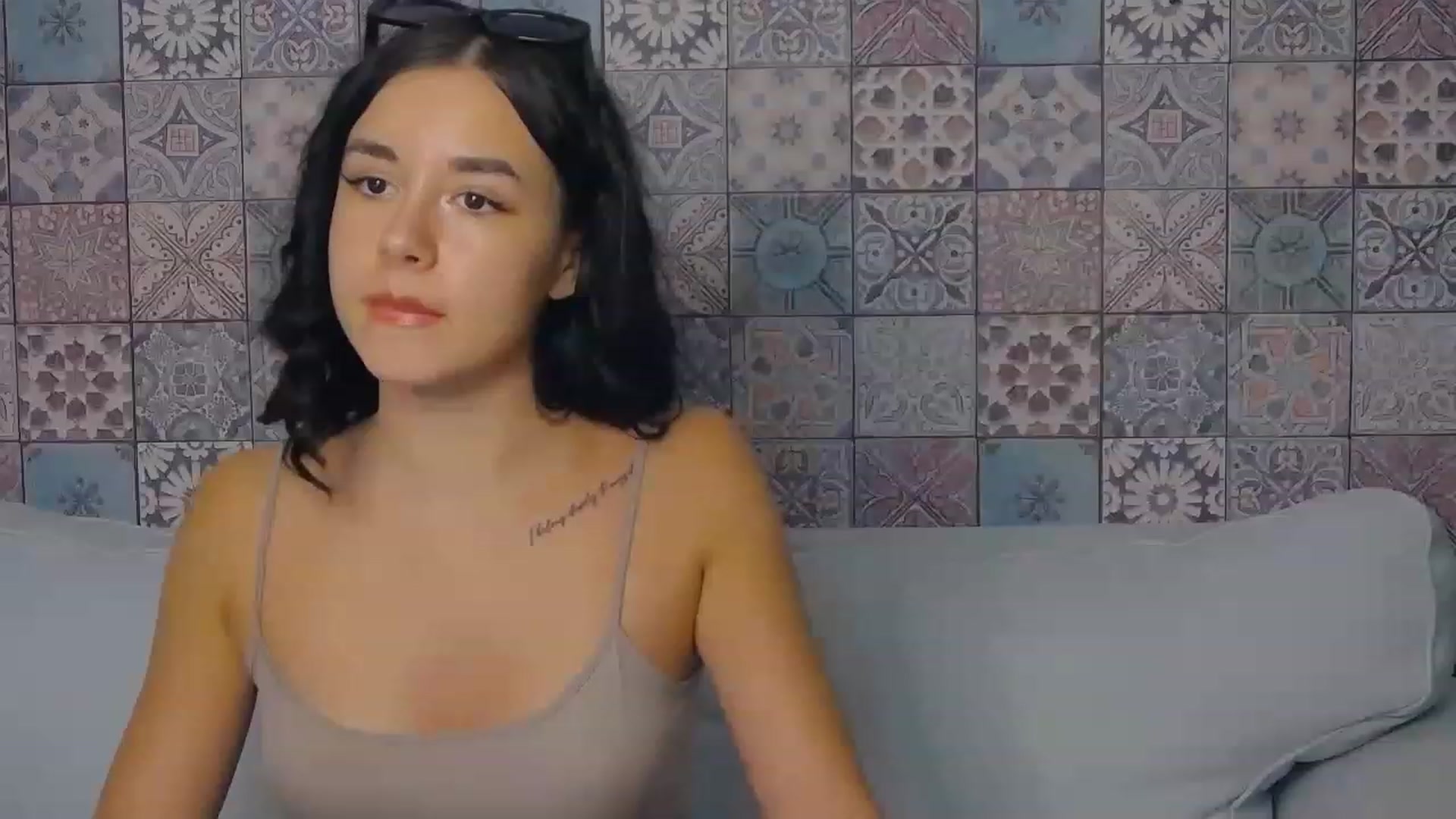 Gallery image thumbnail from LisaDance's myfreecams stream on, 08/27/2023, 20:08 image 3 of 20