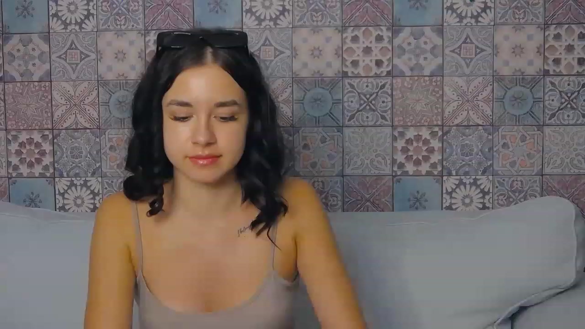 Gallery image thumbnail from LisaDance's myfreecams stream on, 08/27/2023, 20:08 image 6 of 20