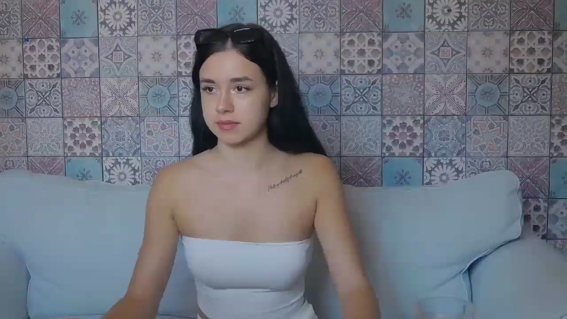 Gallery image thumbnail from LisaDance's myfreecams stream on, 08/30/2023, 14:00 image 19 of 20