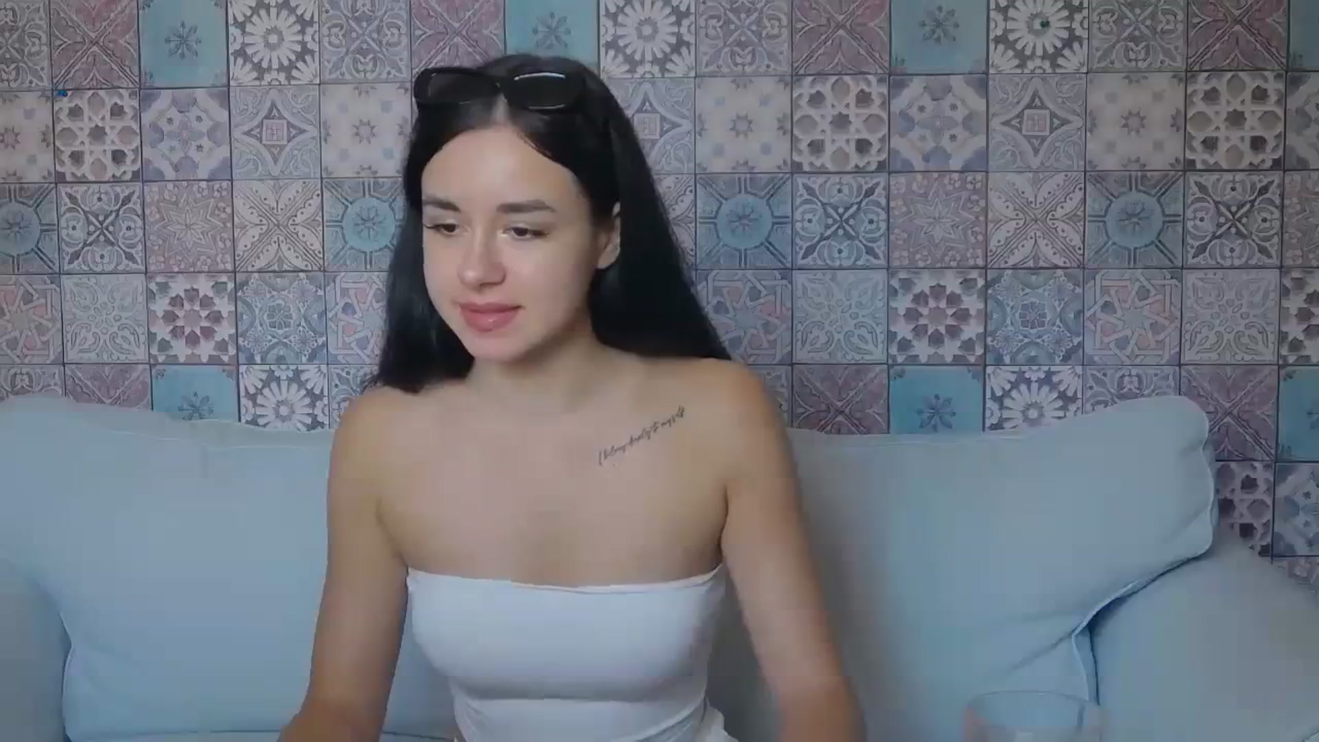 Gallery image thumbnail from LisaDance's myfreecams stream on, 08/30/2023, 14:00 image 15 of 20