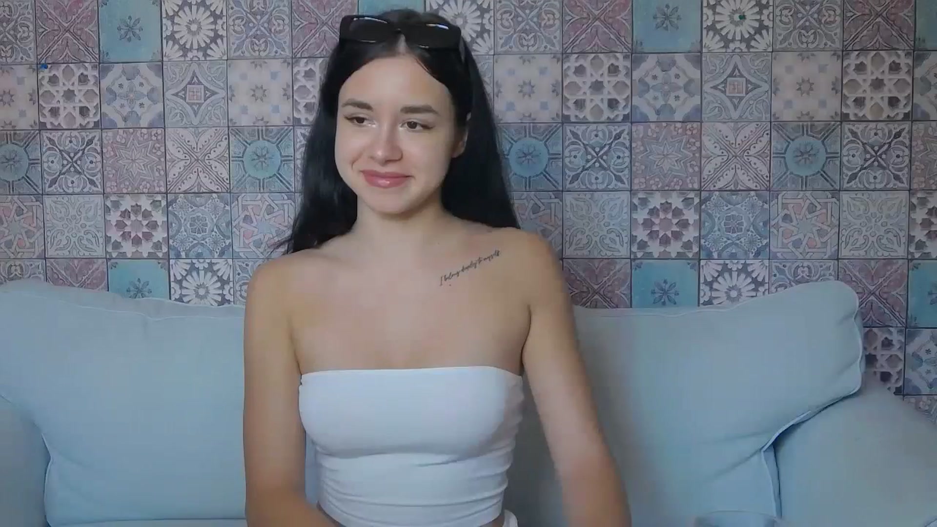 Gallery image thumbnail from LisaDance's myfreecams stream on, 08/30/2023, 14:00 image 9 of 20