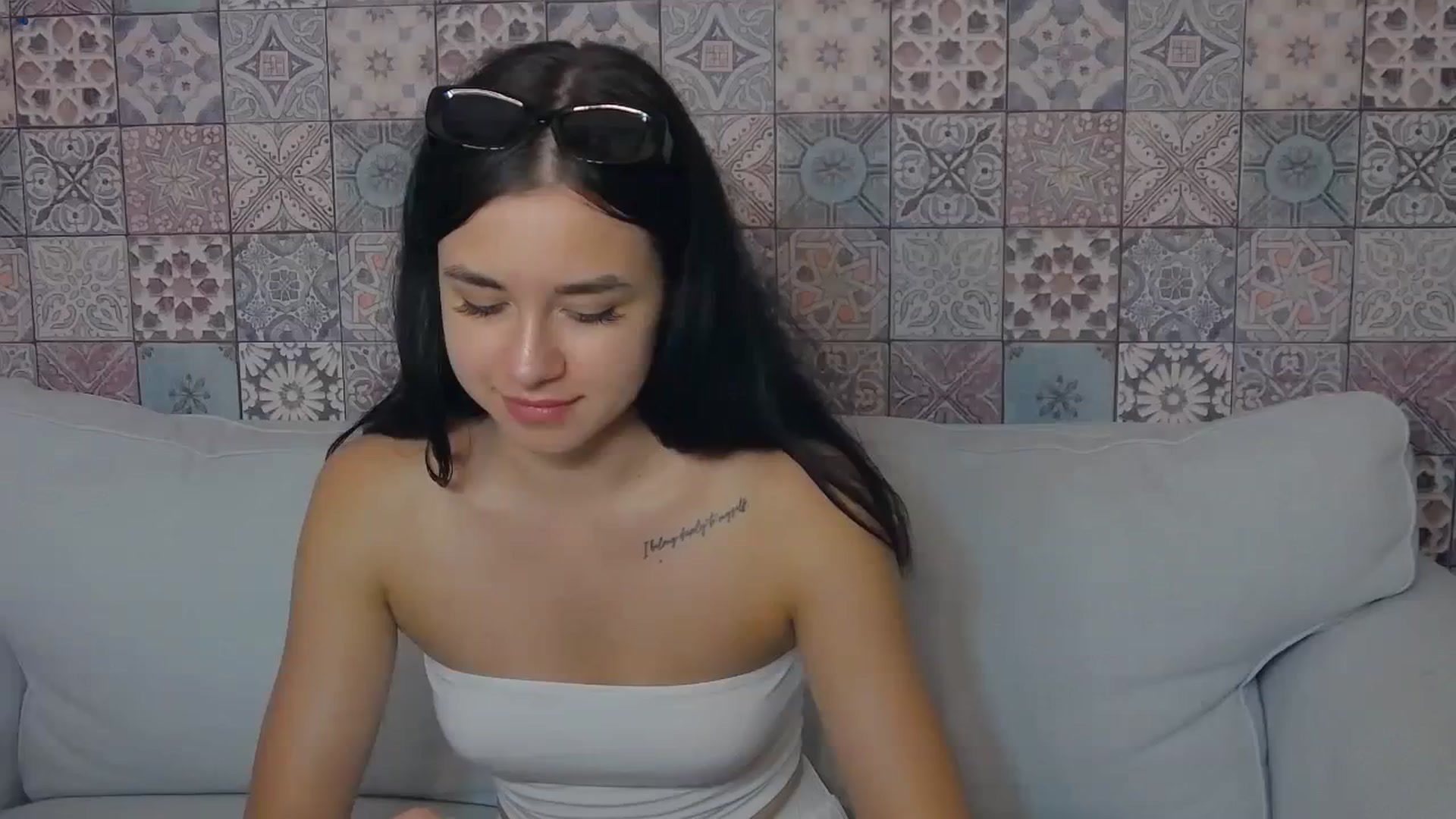 Gallery image thumbnail from LisaDance's myfreecams stream on, 08/30/2023, 18:27 image 12 of 20
