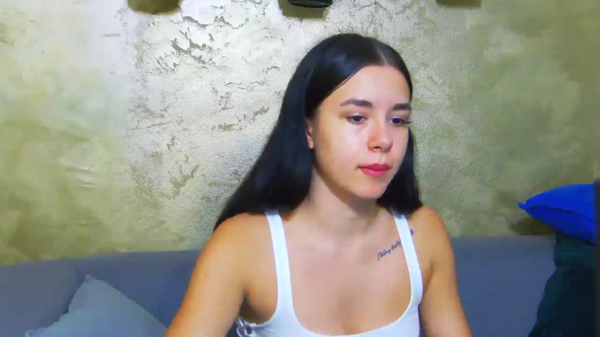 Gallery image thumbnail from LisaDance's myfreecams stream on, 09/02/2023, 13:49 image 6 of 20