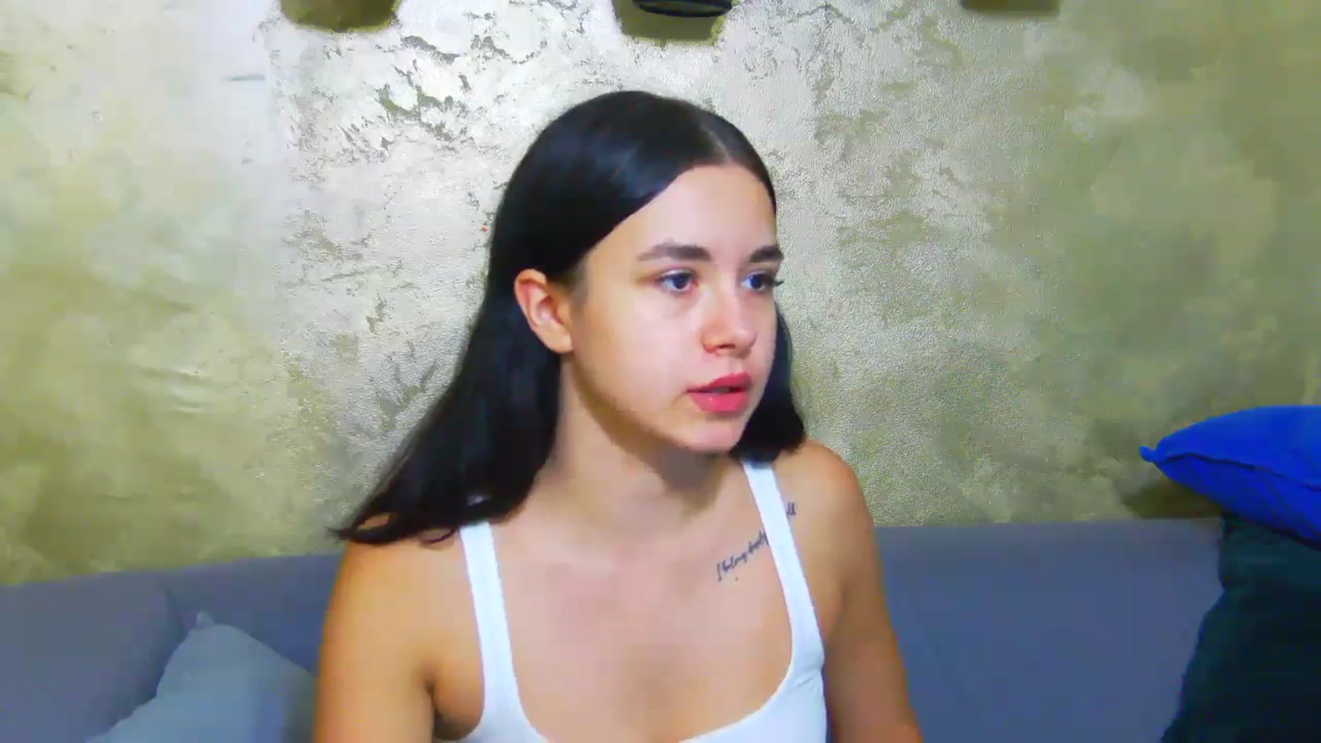 Gallery image thumbnail from LisaDance's myfreecams stream on, 09/02/2023, 13:49 image 14 of 20