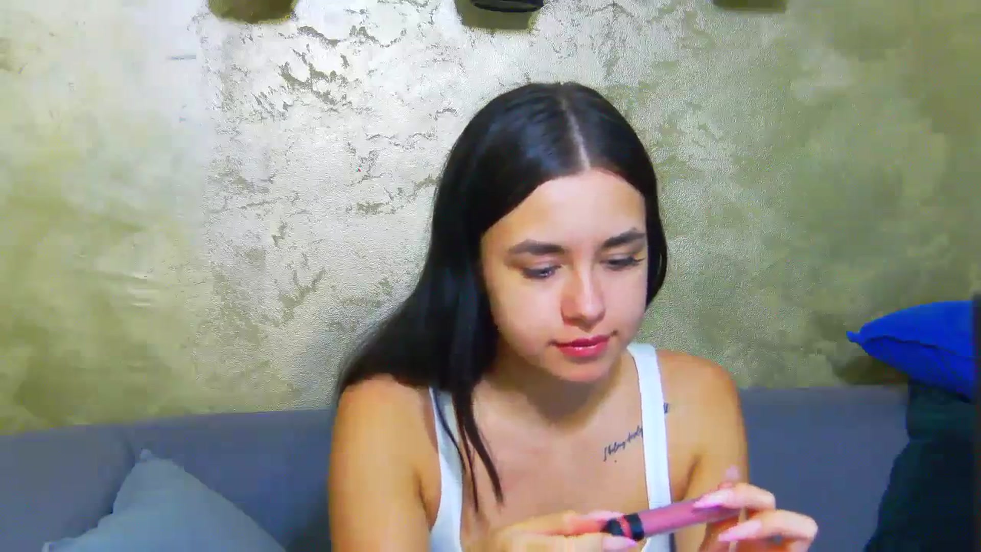 Gallery image thumbnail from LisaDance's myfreecams stream on, 09/02/2023, 13:49 image 11 of 20