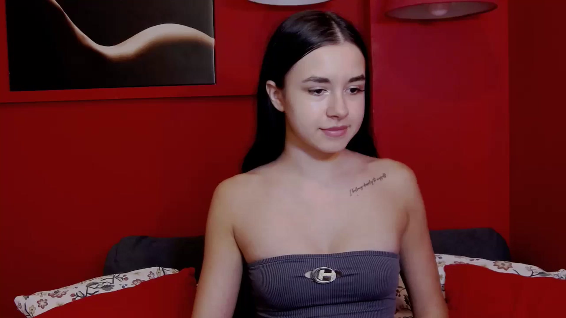 Gallery image thumbnail from LisaDance's myfreecams stream on, 09/04/2023, 18:23 image 4 of 20
