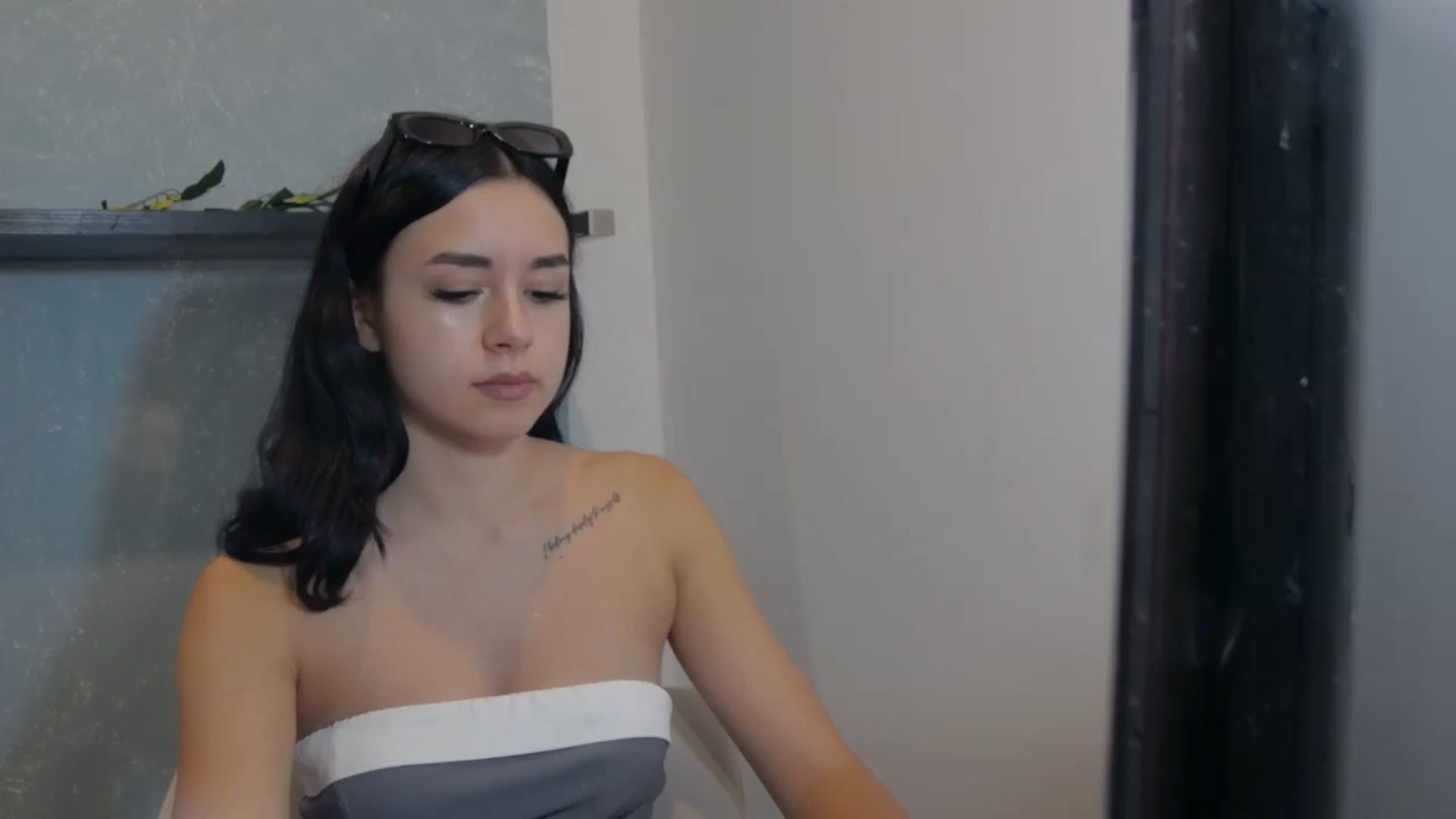 Gallery image thumbnail from LisaDance's myfreecams stream on, 09/11/2023, 14:16 image 5 of 20