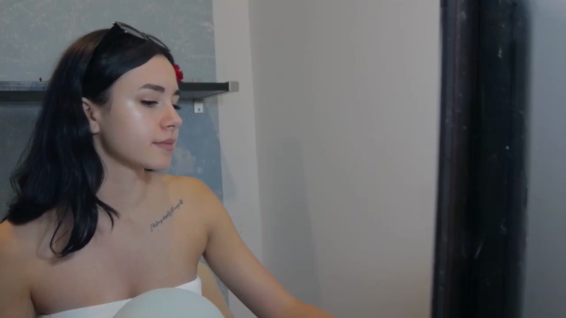 Gallery image thumbnail from LisaDance's myfreecams stream on, 09/11/2023, 14:16 image 9 of 20