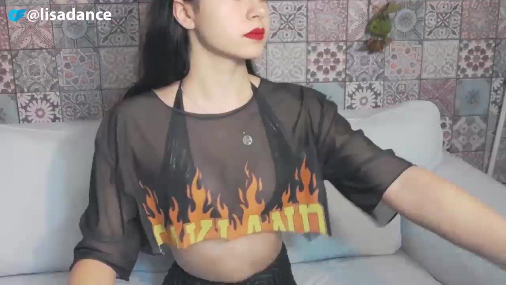 Gallery image thumbnail from LisaDance's myfreecams stream on, 11/11/2023, 16:33 image 11 of 20
