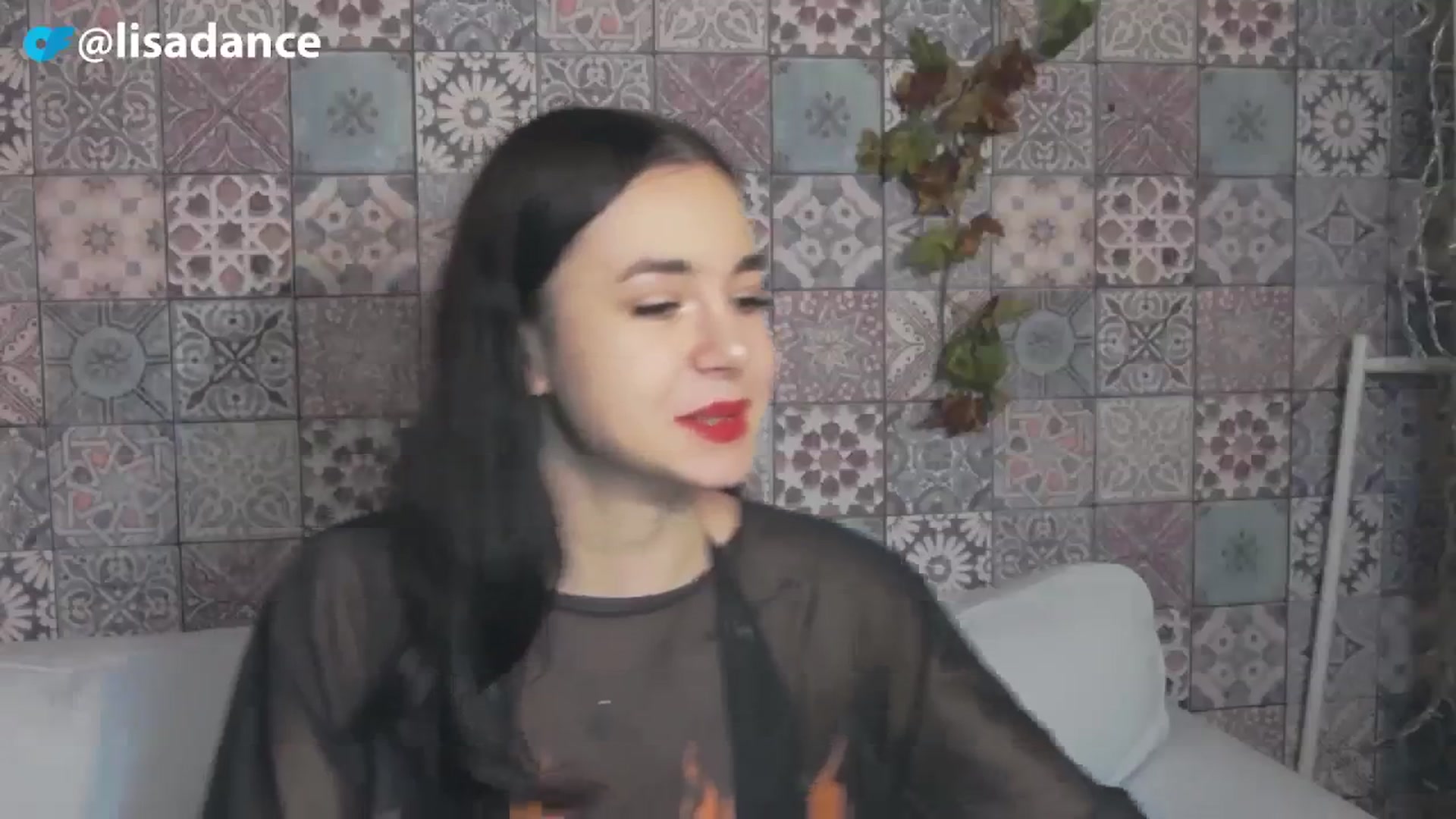 Gallery image thumbnail from LisaDance's myfreecams stream on, 11/11/2023, 16:33 image 4 of 20