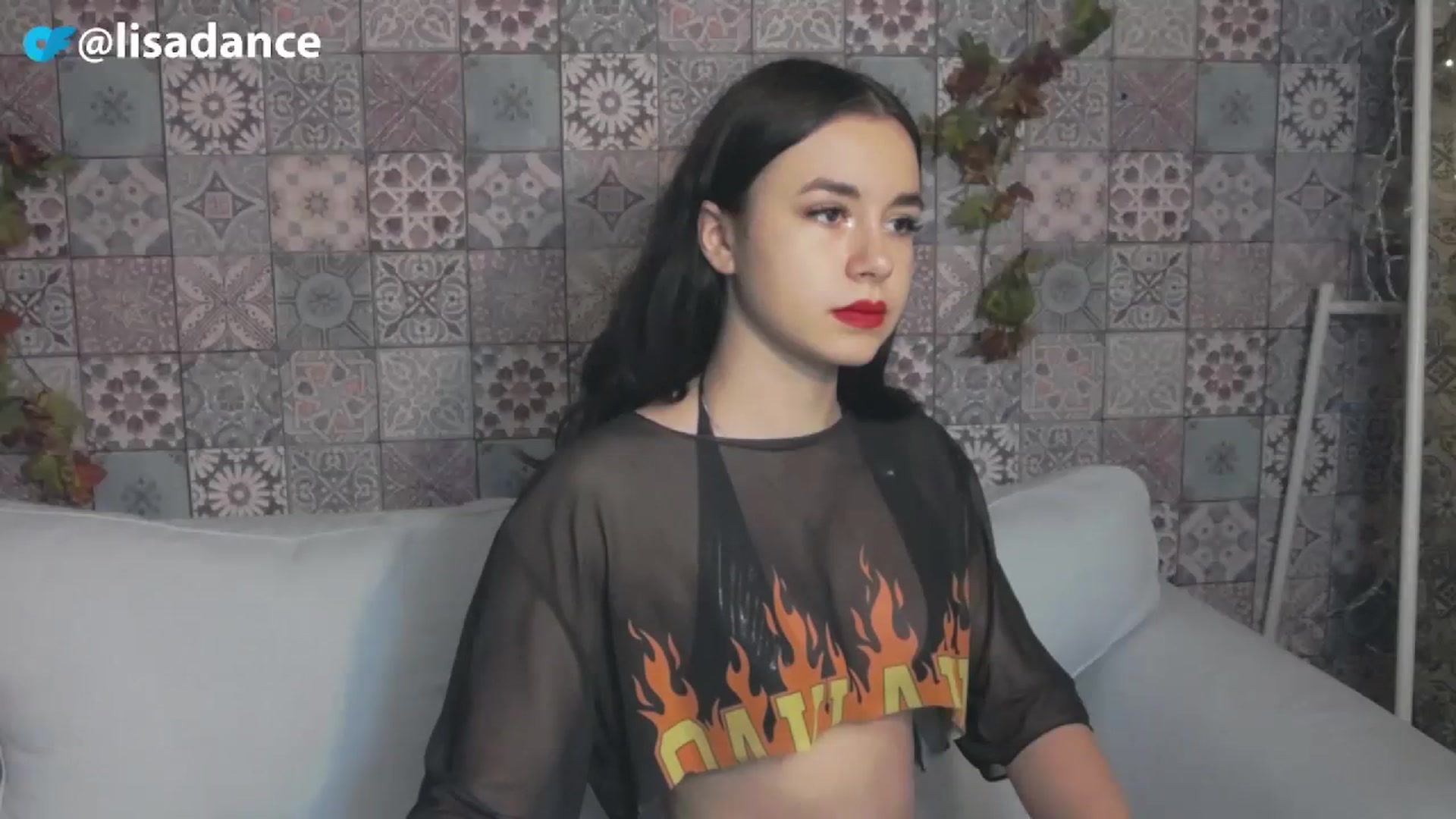 Gallery image thumbnail from LisaDance's myfreecams stream on, 11/11/2023, 16:33 image 19 of 20