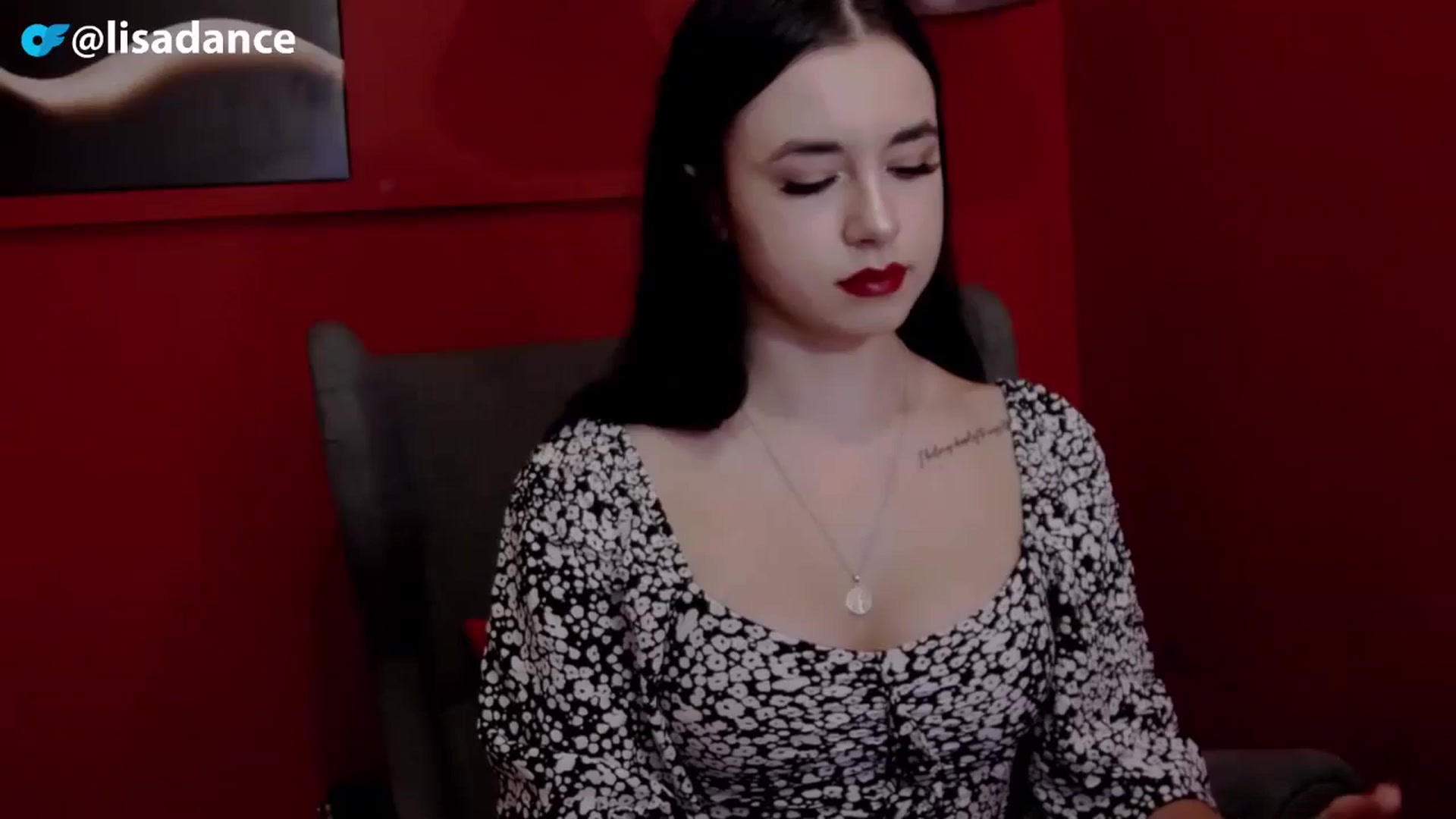 Gallery image thumbnail from LisaDance's myfreecams stream on, 11/12/2023, 17:44 image 1 of 20