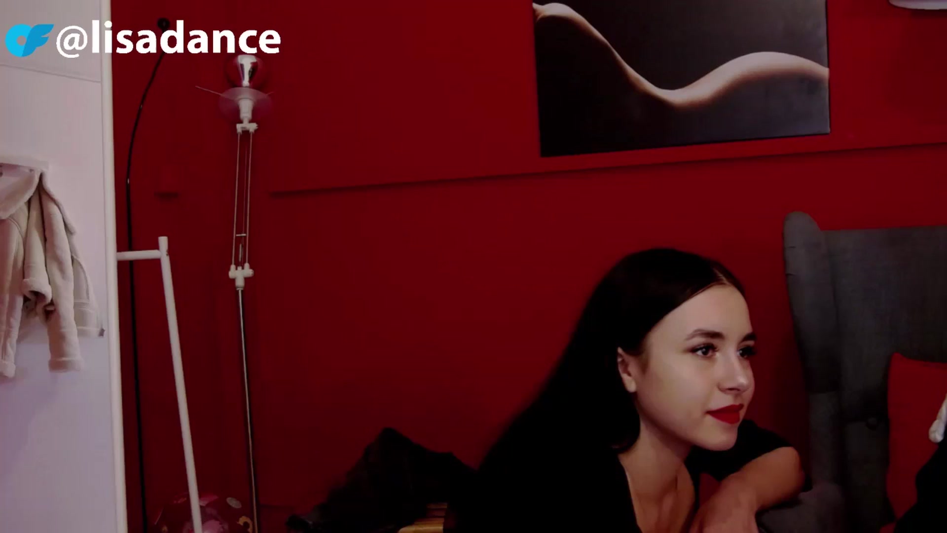 Gallery image thumbnail from LisaDance's myfreecams stream on, 11/14/2023, 17:12 image 13 of 20