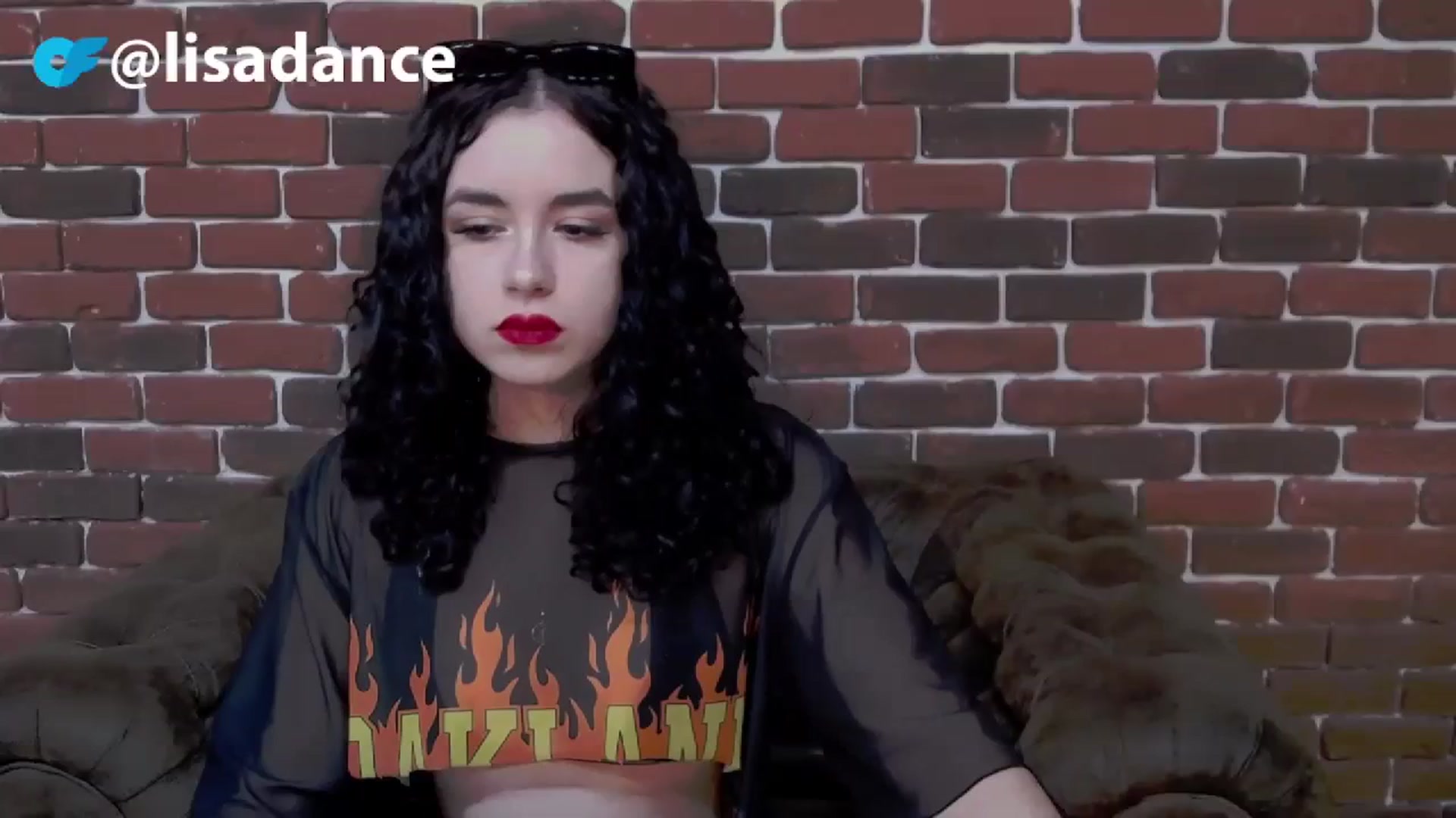Gallery image thumbnail from LisaDance's myfreecams stream on, 11/18/2023, 15:31 image 1 of 20