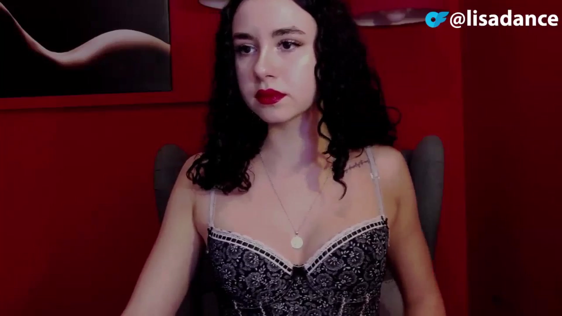 Gallery image thumbnail from LisaDance's myfreecams stream on, 11/24/2023, 18:02 image 17 of 20